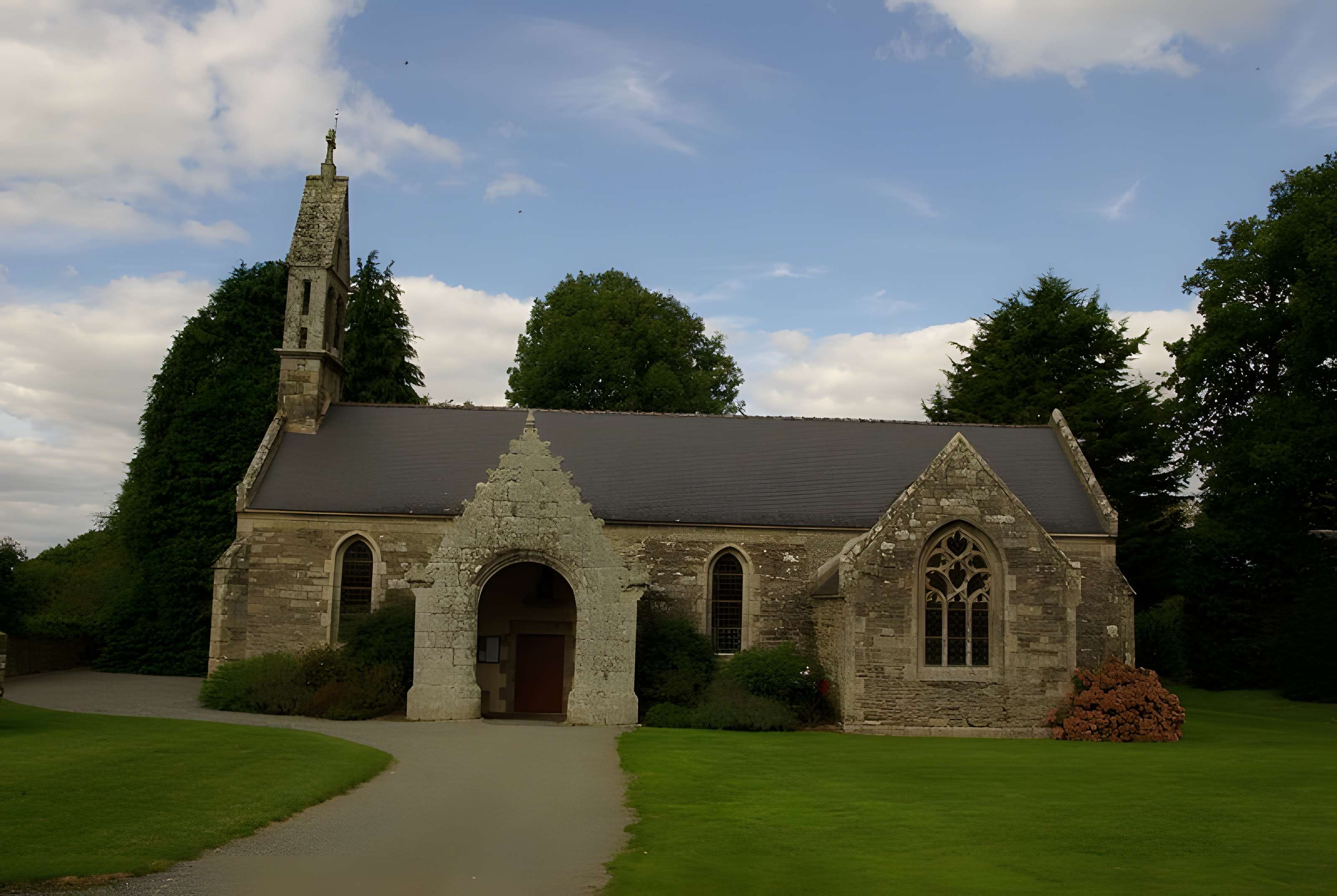 Église Saint-Louis de Treffrin 