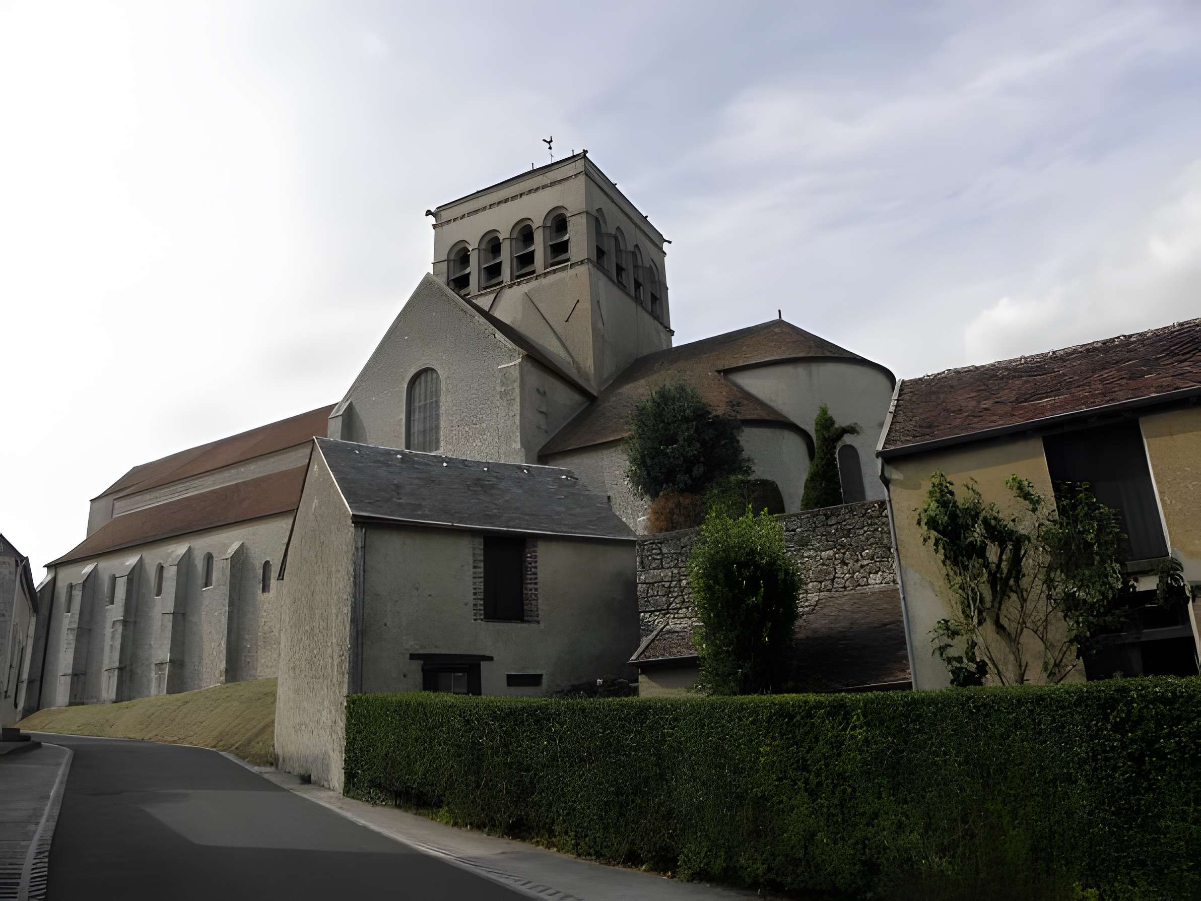 Église Saint-Loup de Saint-Loup-de-Naud