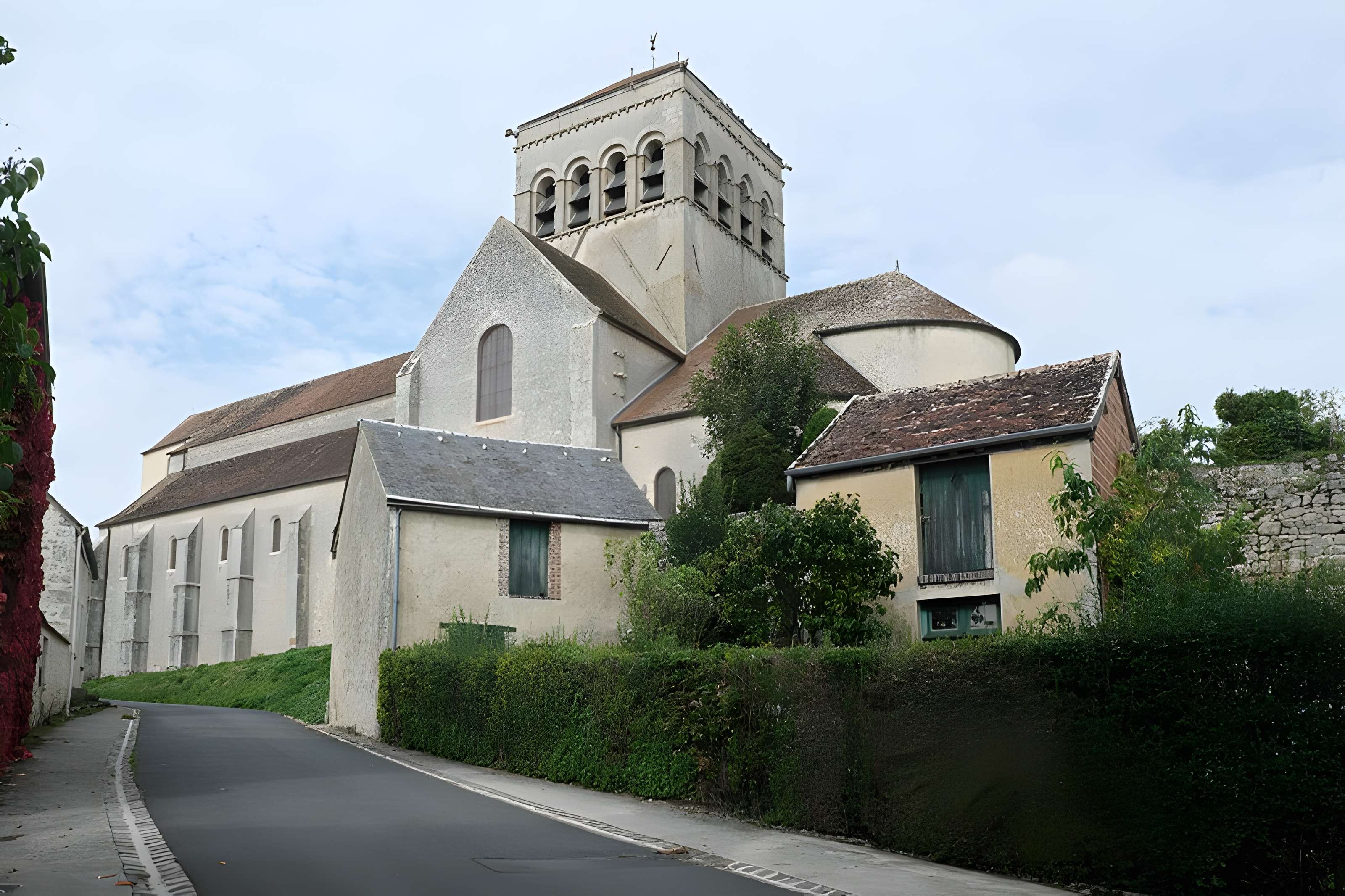 Église Saint-Loup de Saint-Loup-de-Naud