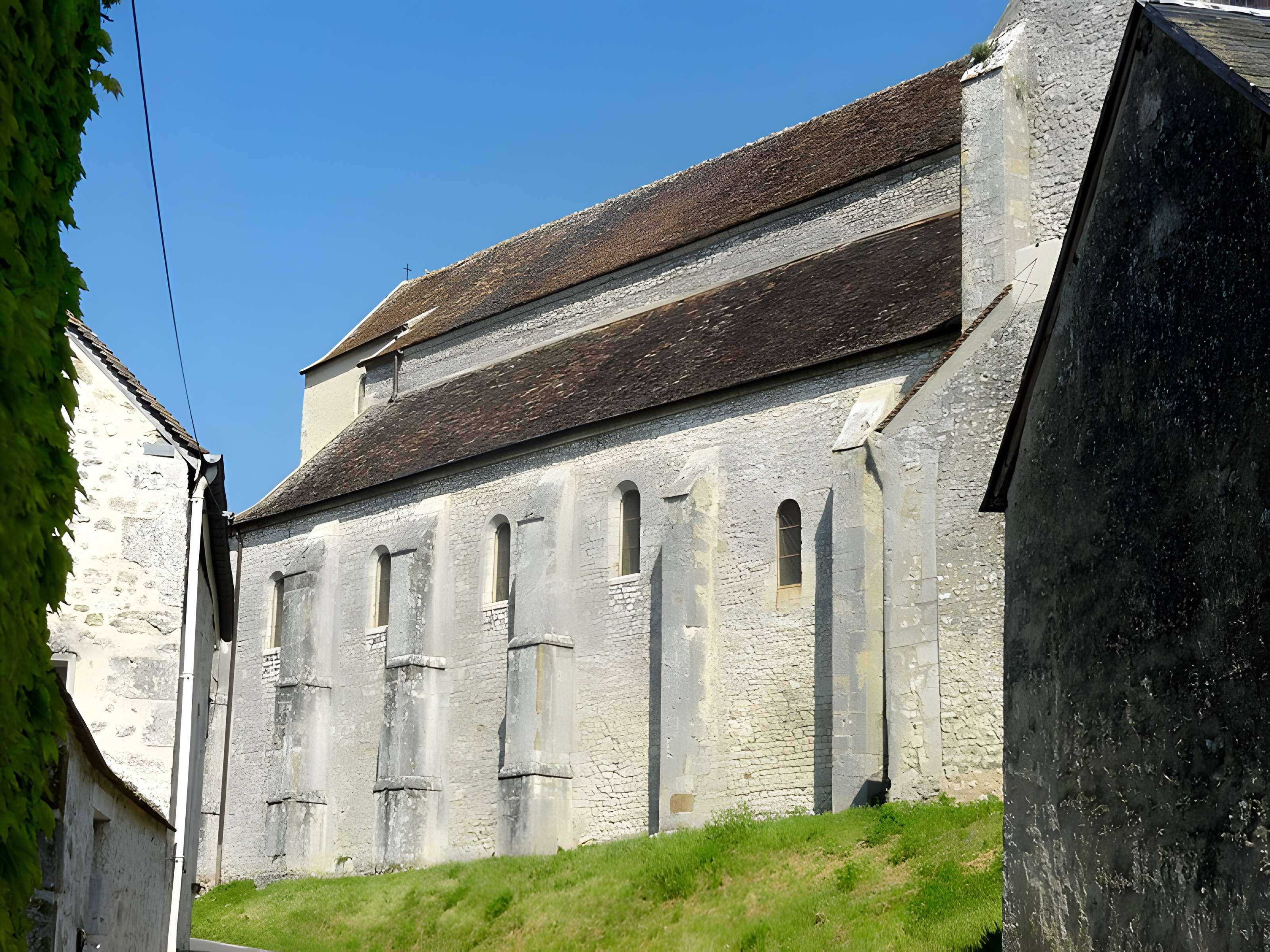 Église Saint-Loup de Saint-Loup-de-Naud