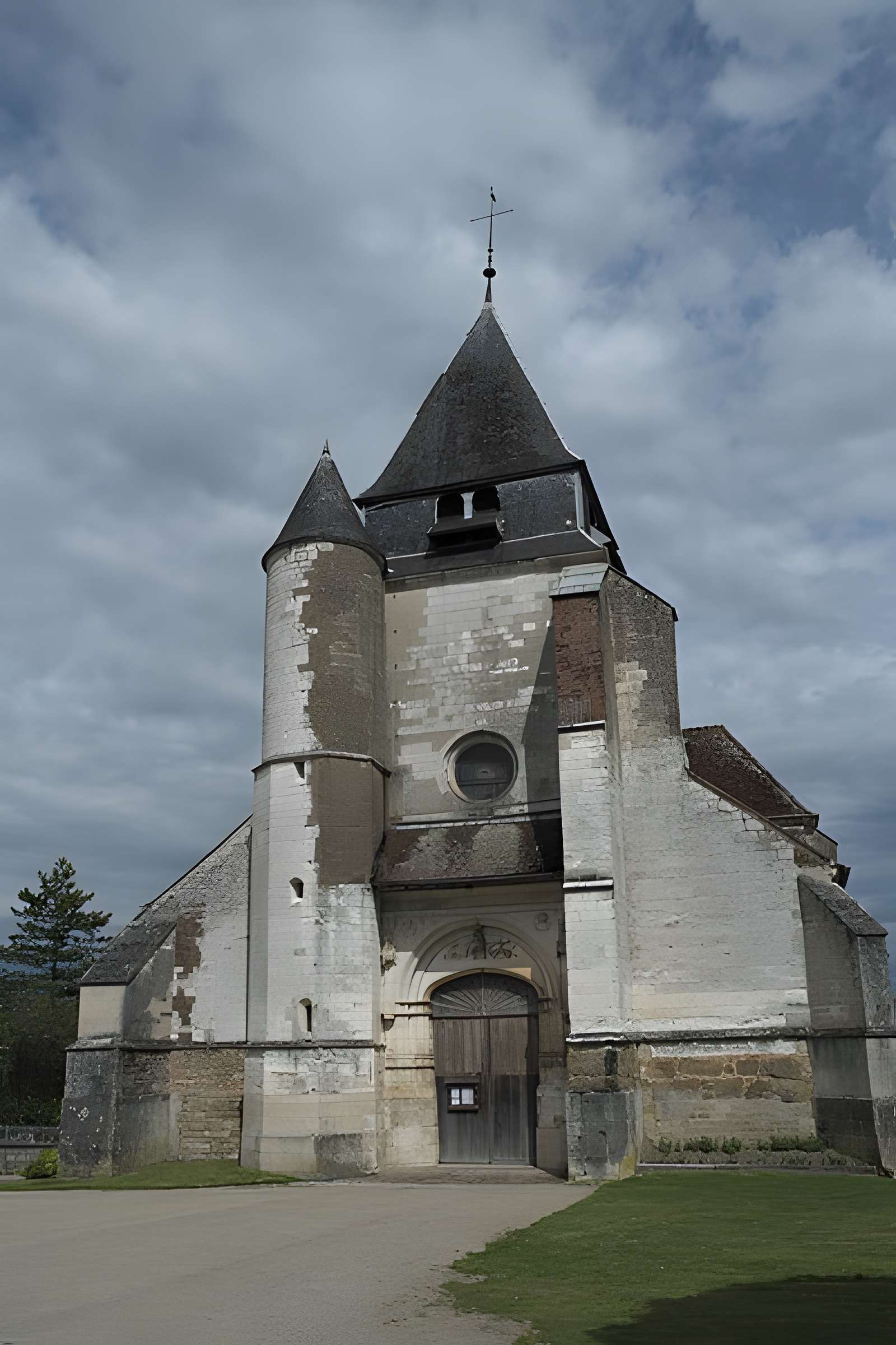 Église Saint-Loup-de-Sens d'Auxon