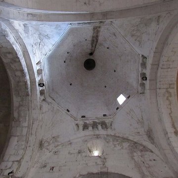 Église Saint-Pierre de Larnas