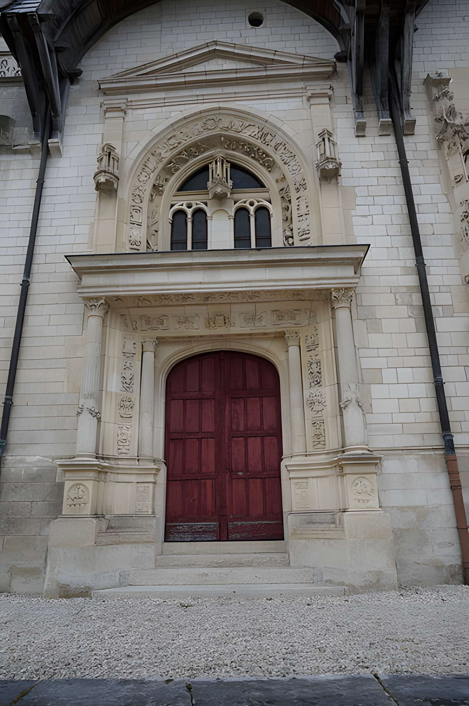 Église Saint-Luc de La Chapelle-Saint-Luc