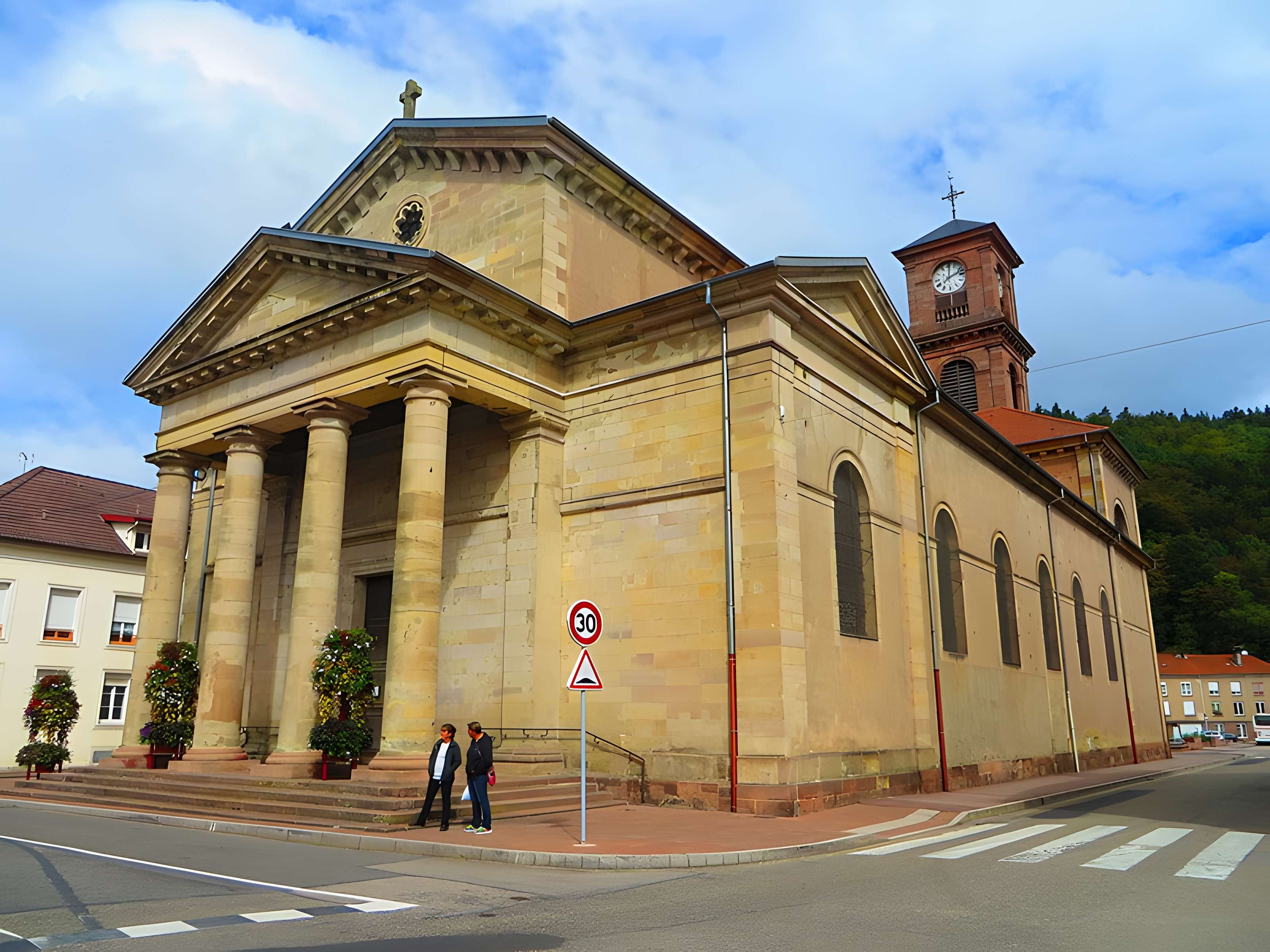 Église Saint-Luc de Raon-l'Étape