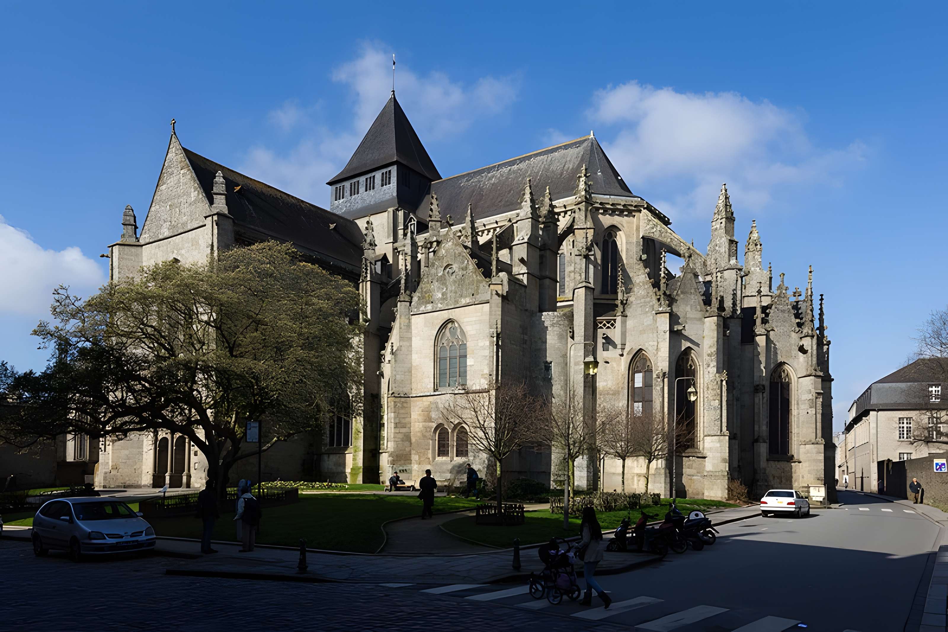 Église Saint-Malo de Dinan