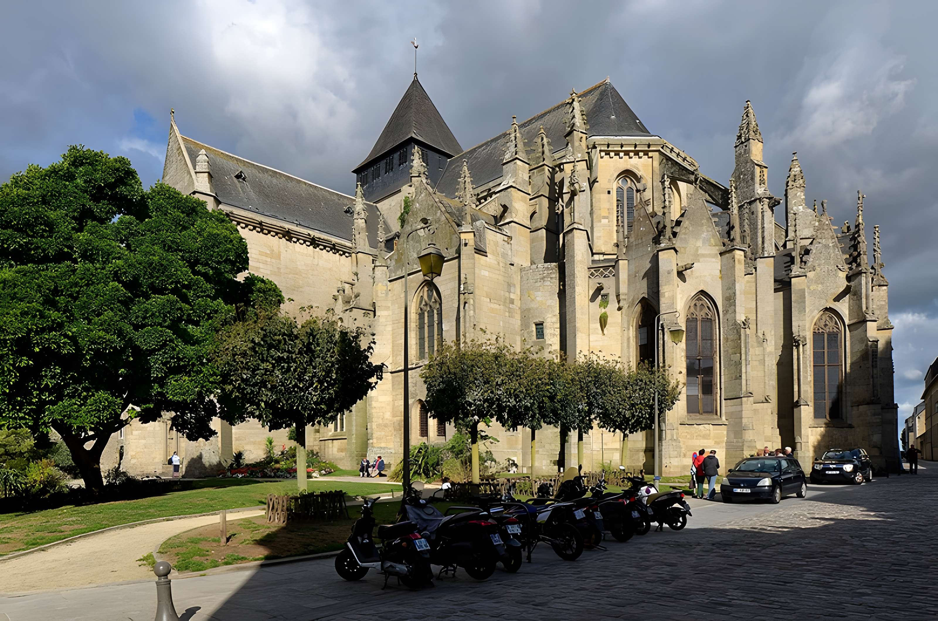 Église Saint-Malo de Dinan