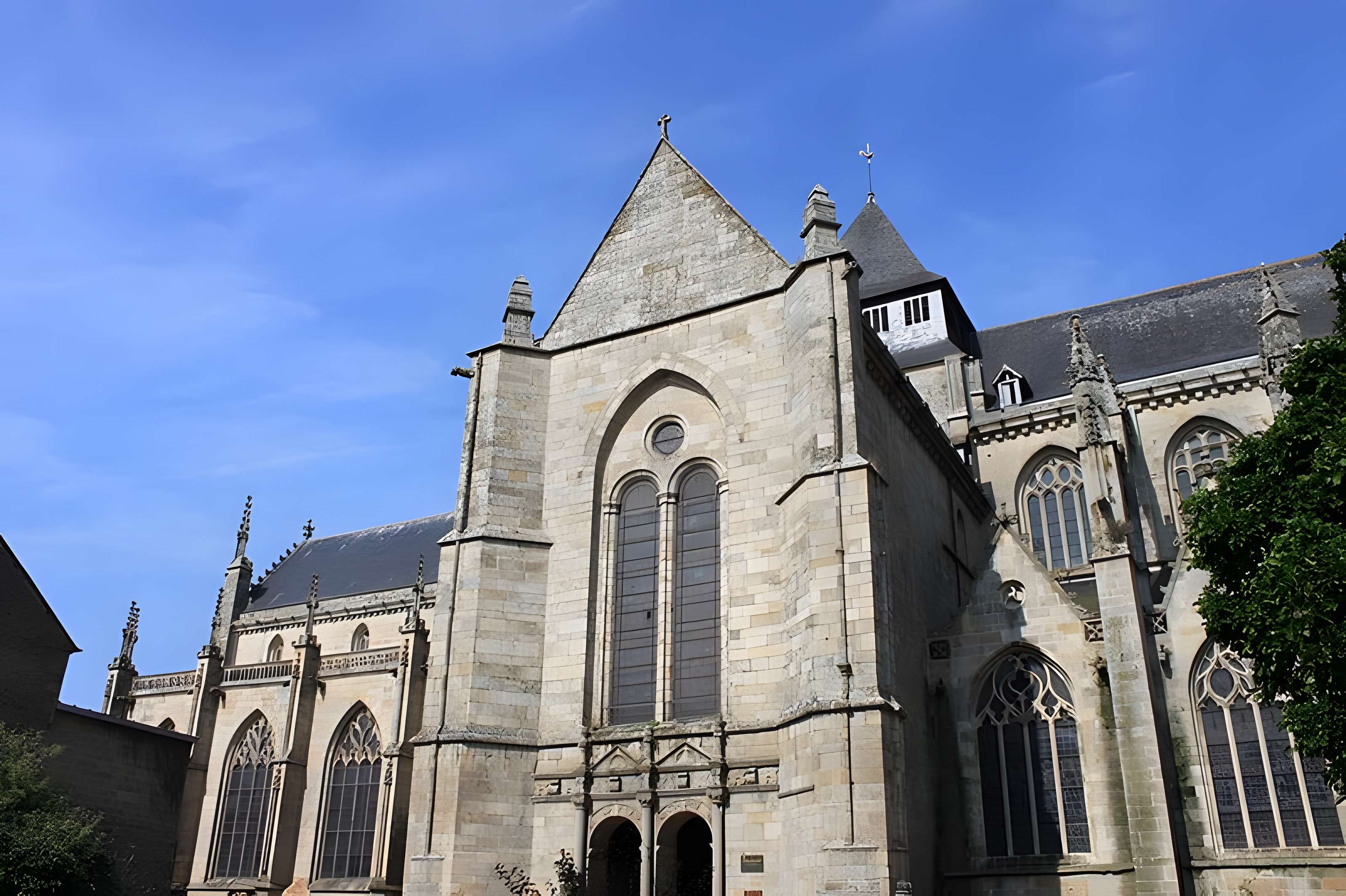 Église Saint-Malo de Dinan