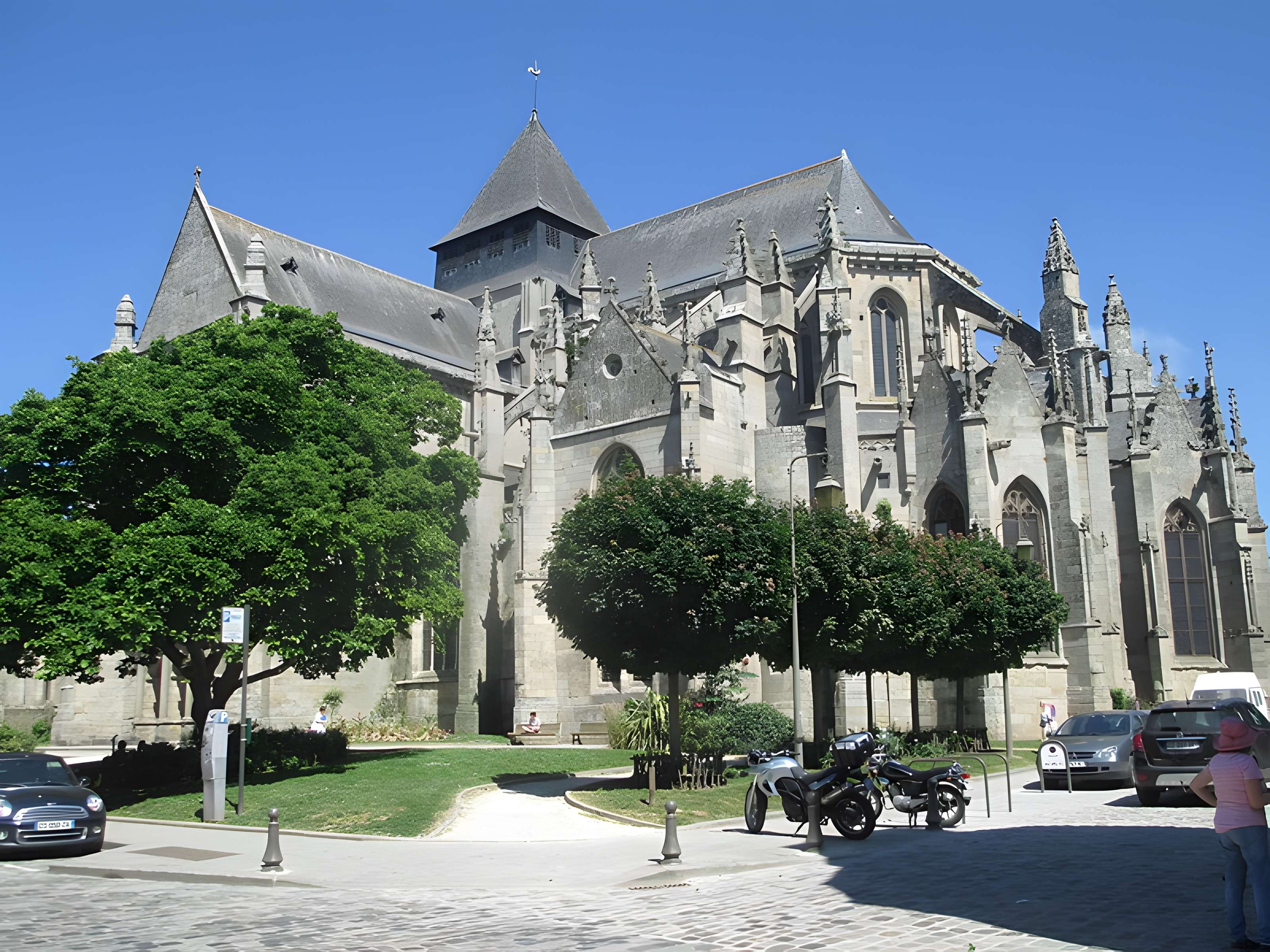 Église Saint-Malo de Dinan