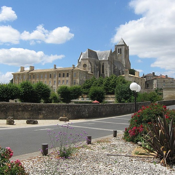 Photo de Abbaye Royale de Celles-sur-Belle
