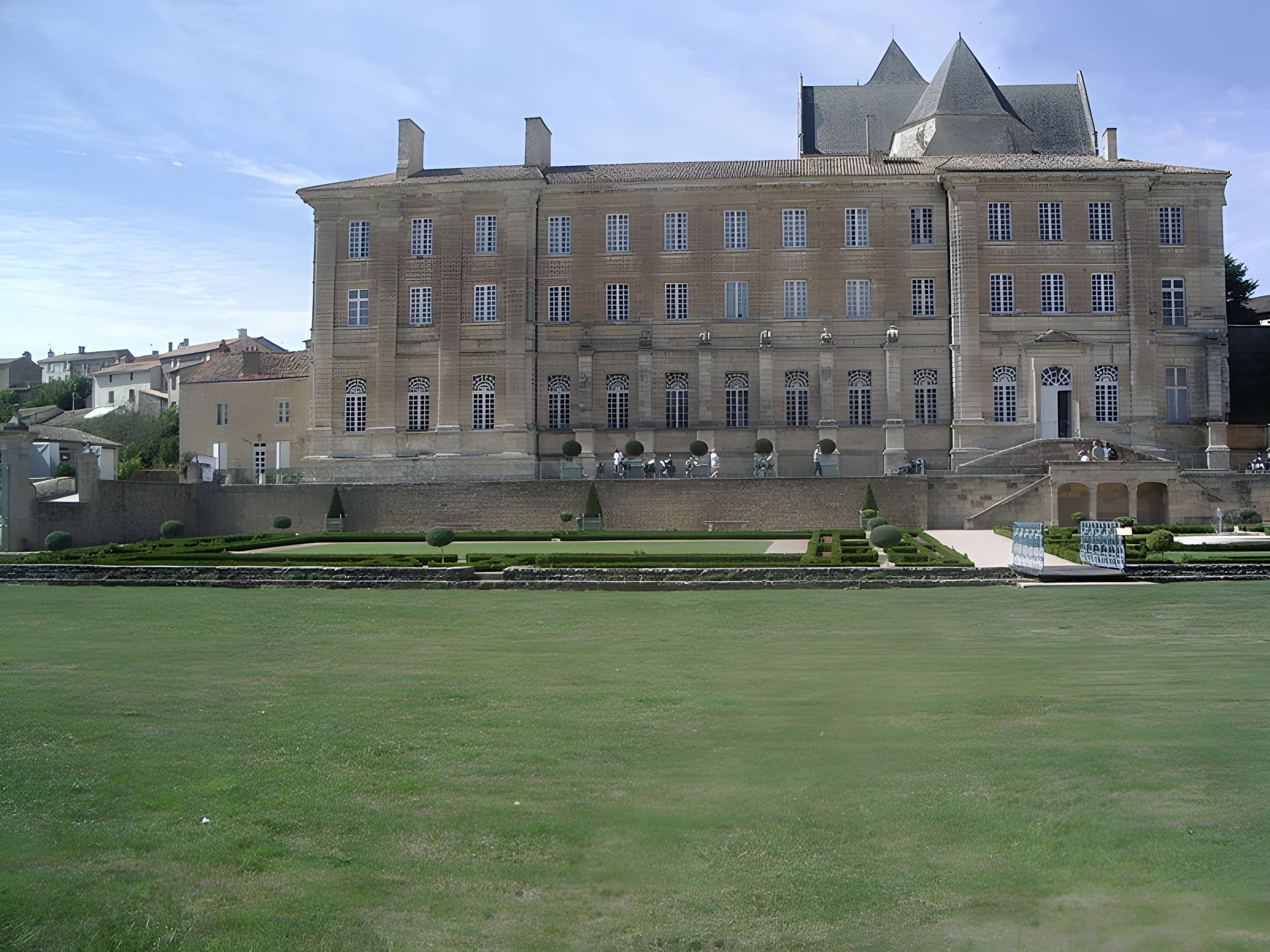 Abbaye Royale de Celles-sur-Belle