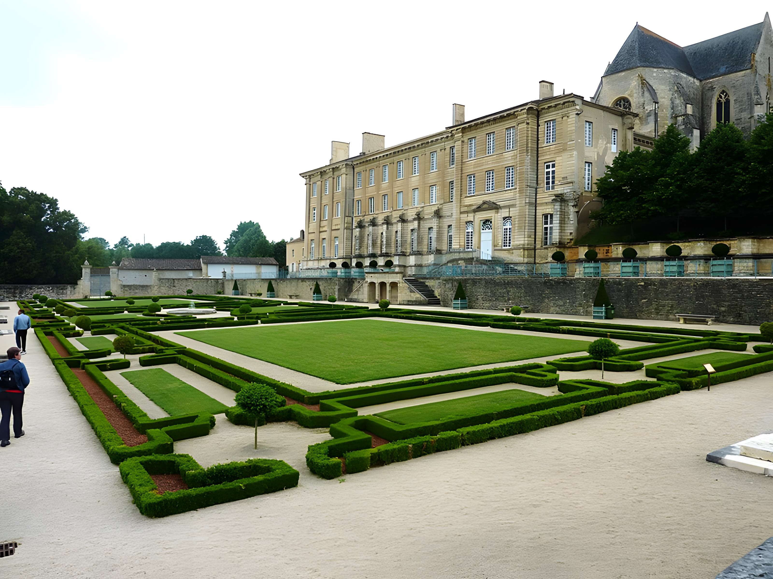 Abbaye Royale de Celles-sur-Belle