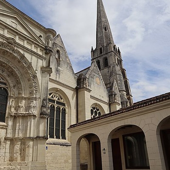 Photo de Église Saint-Pierre de Loudun