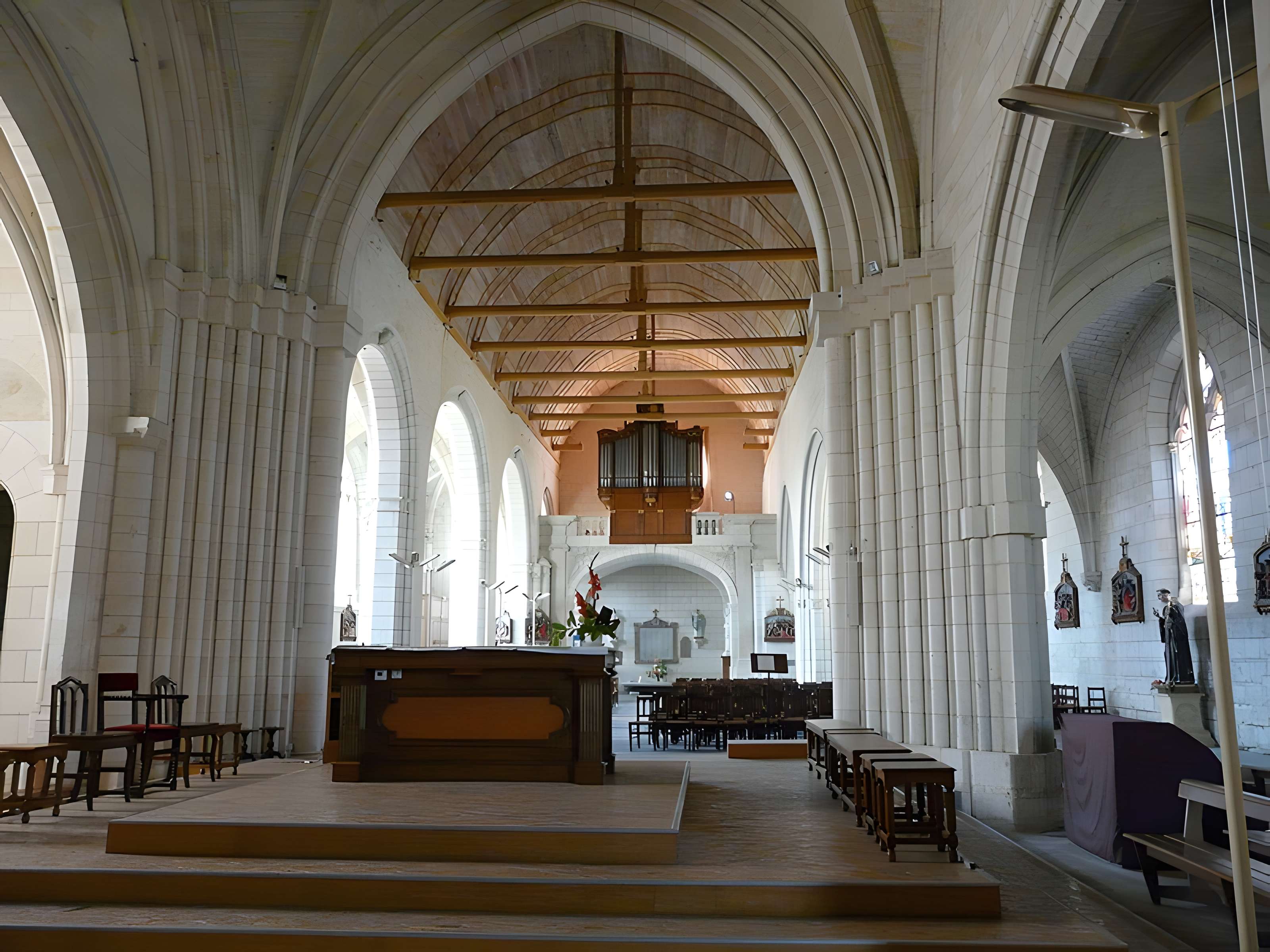 Église Saint-Pierre de Loudun
