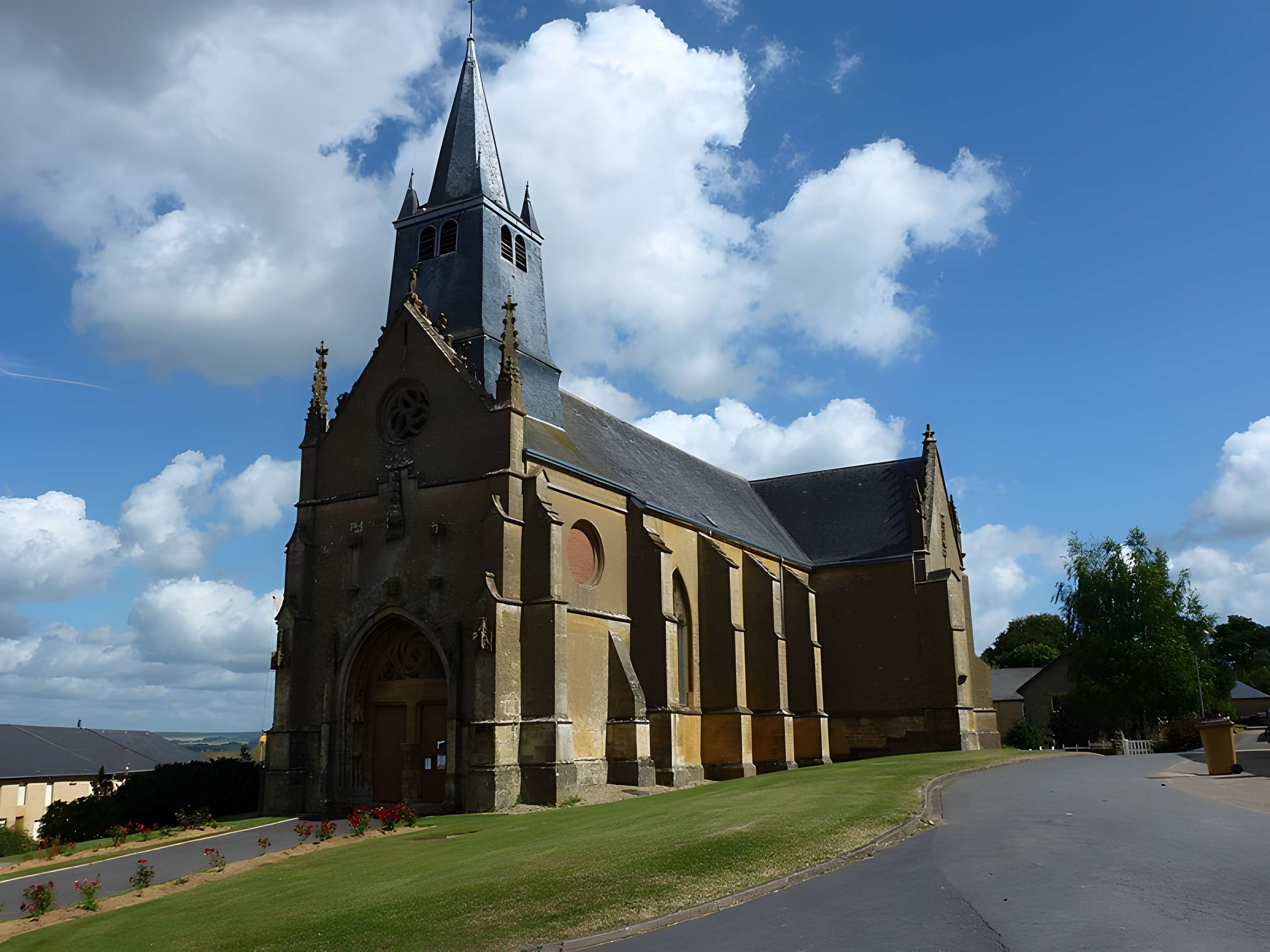 Église Saint-Marcel de Saint-Marcel dans les Ardennes