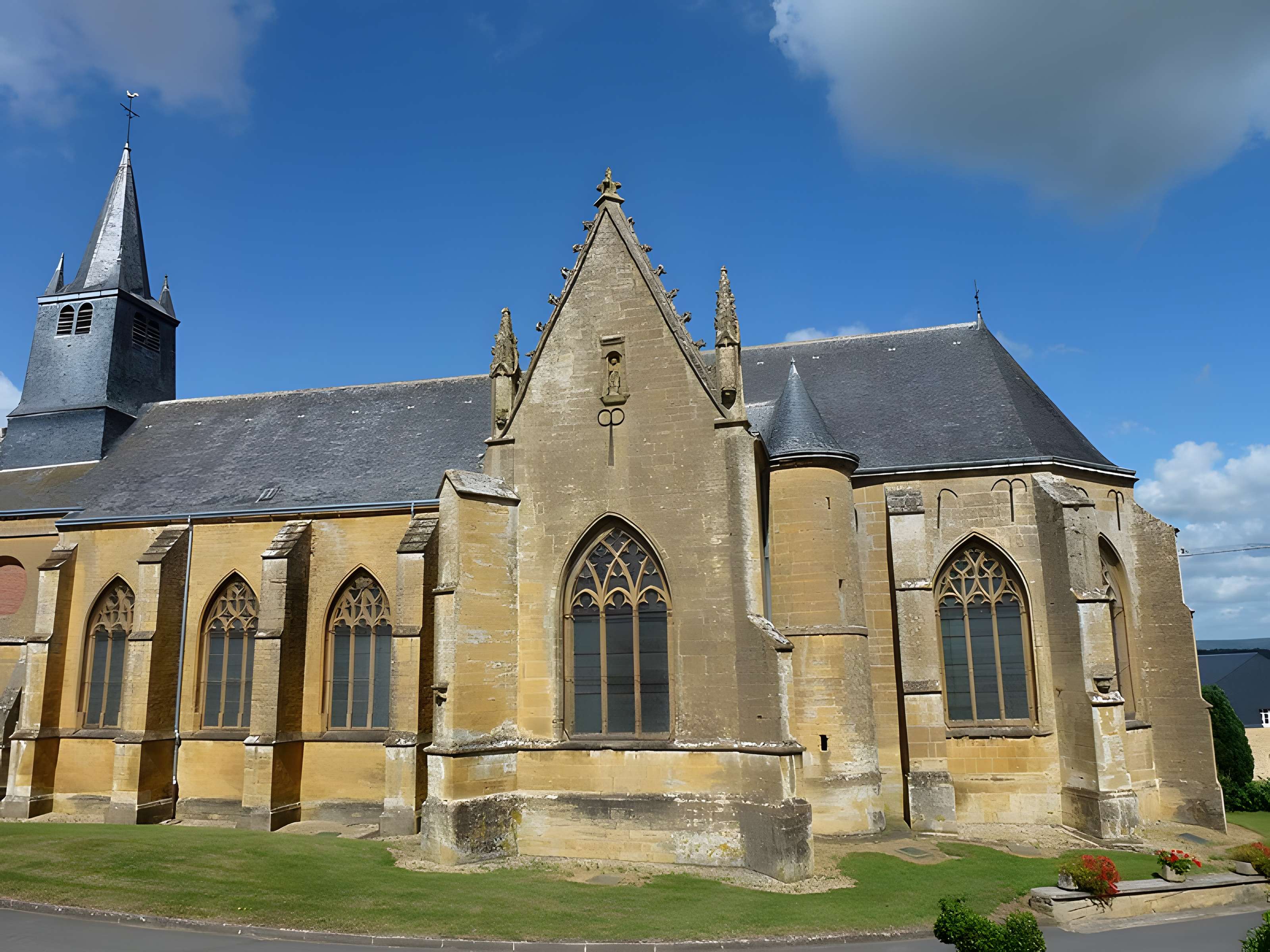 Église Saint-Marcel de Saint-Marcel dans les Ardennes