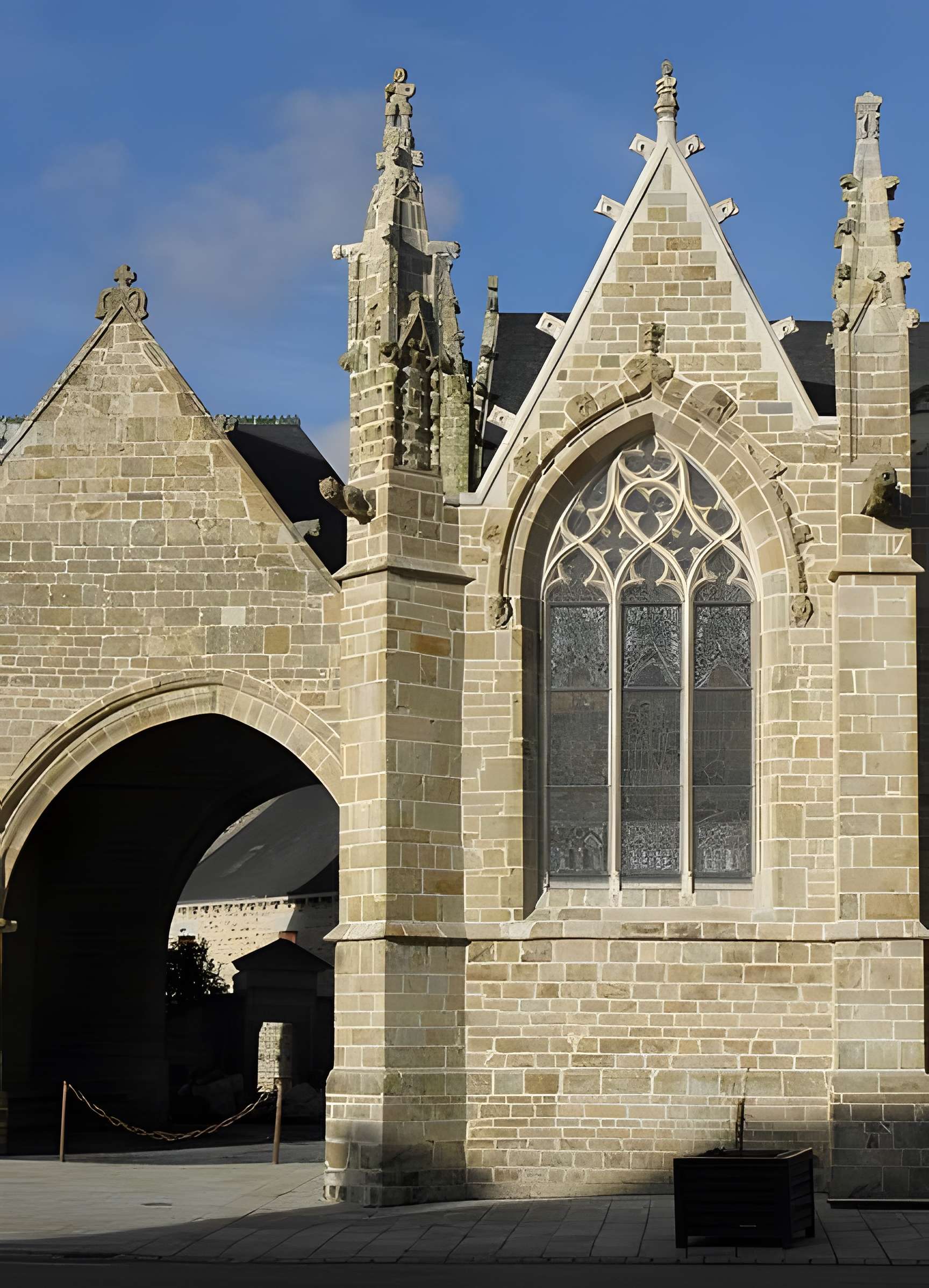 Église Saint-Marse de Bais