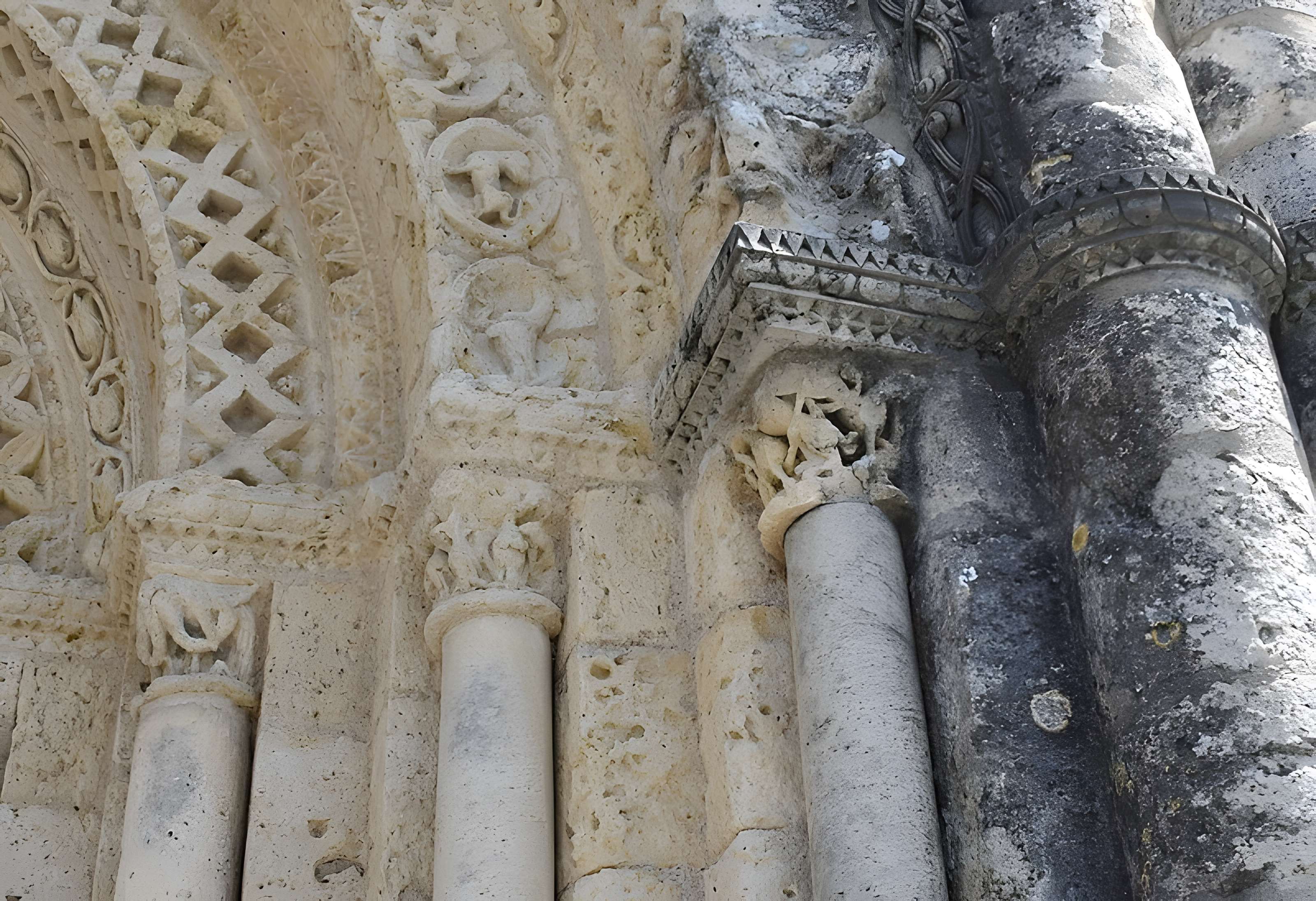 Église Saint-Martial de Chalais