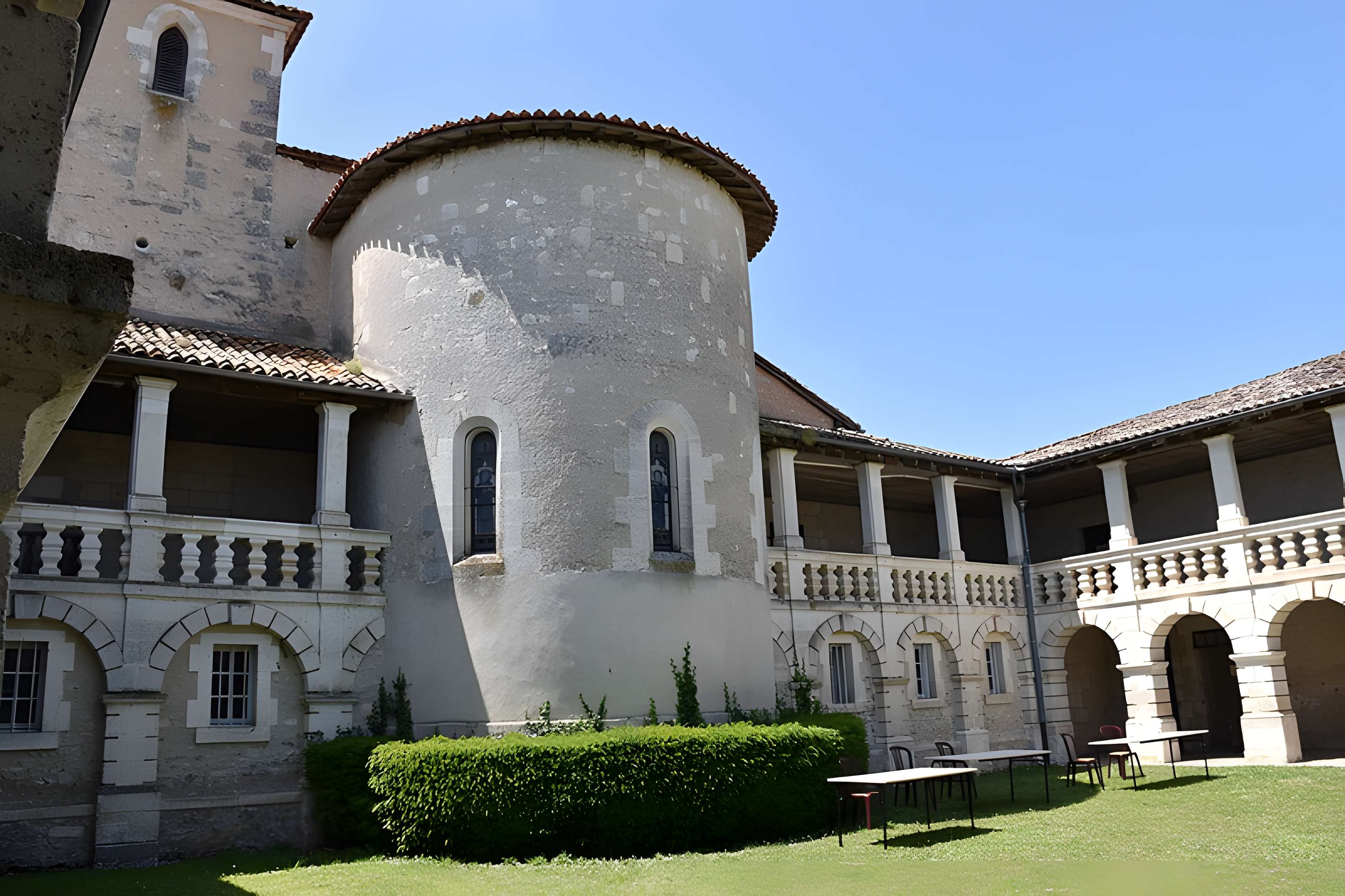 Église Saint-Martial de Chalais