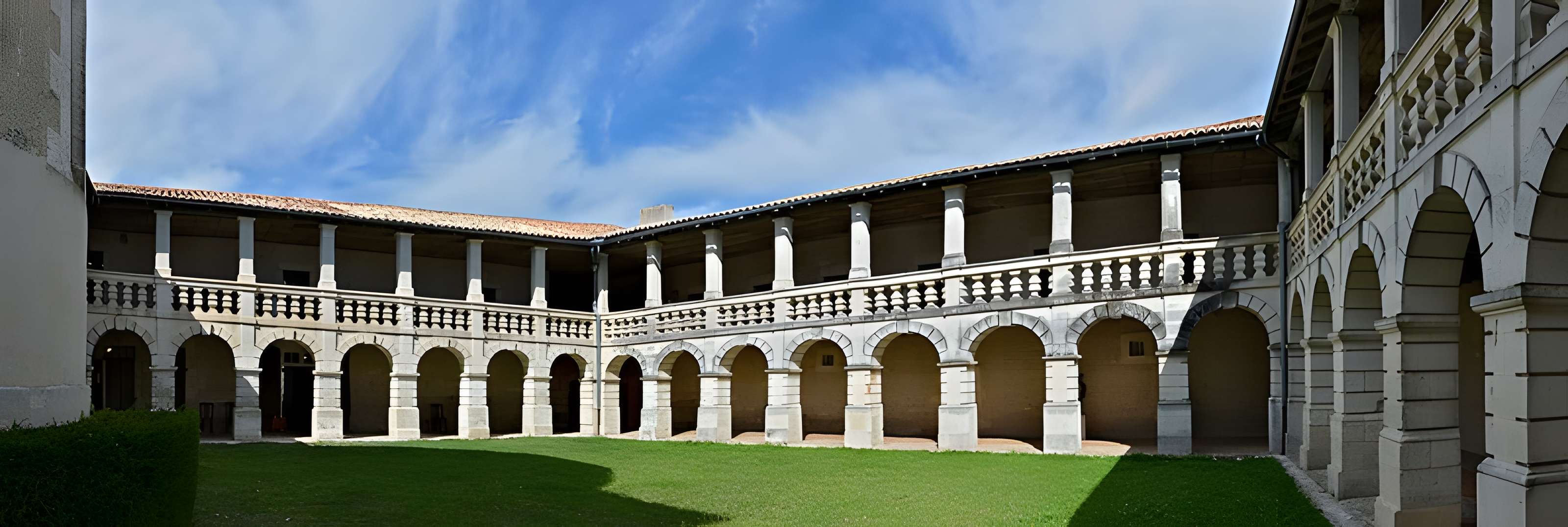 Église Saint-Martial de Chalais