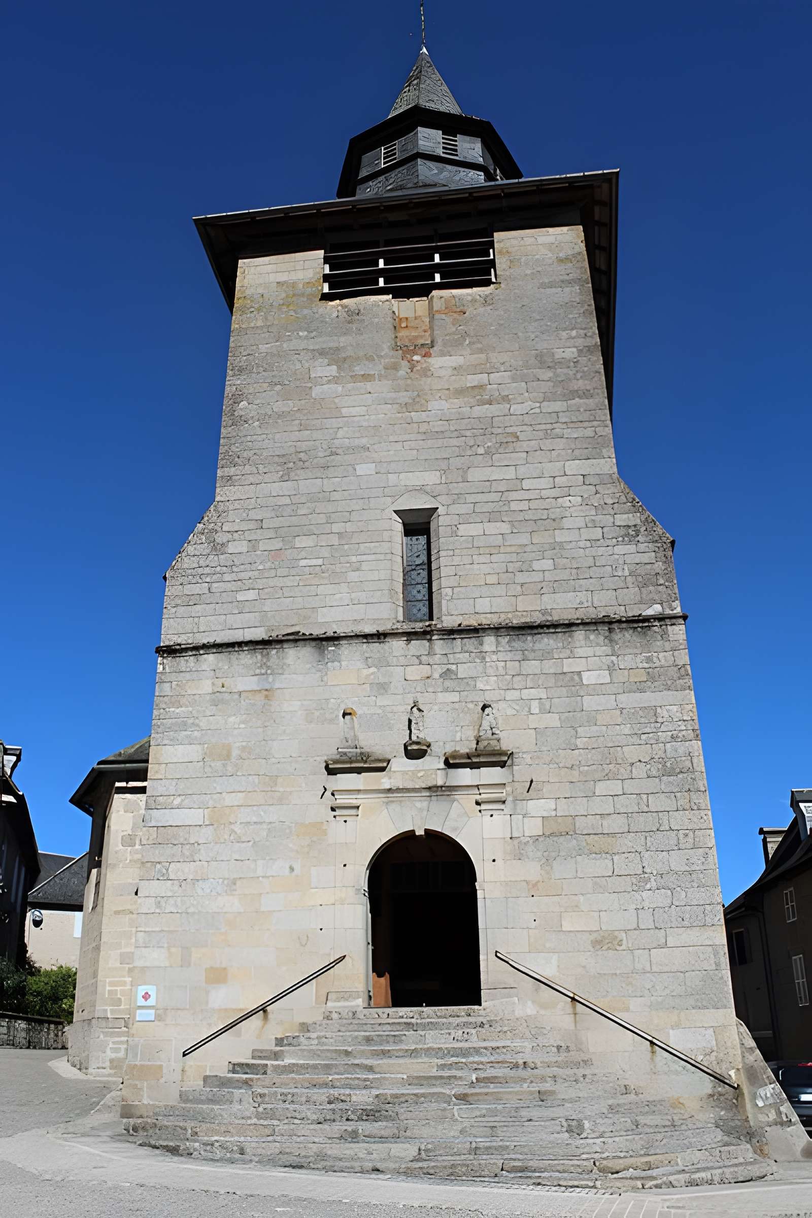 Église Saint-Martial de Corrèze