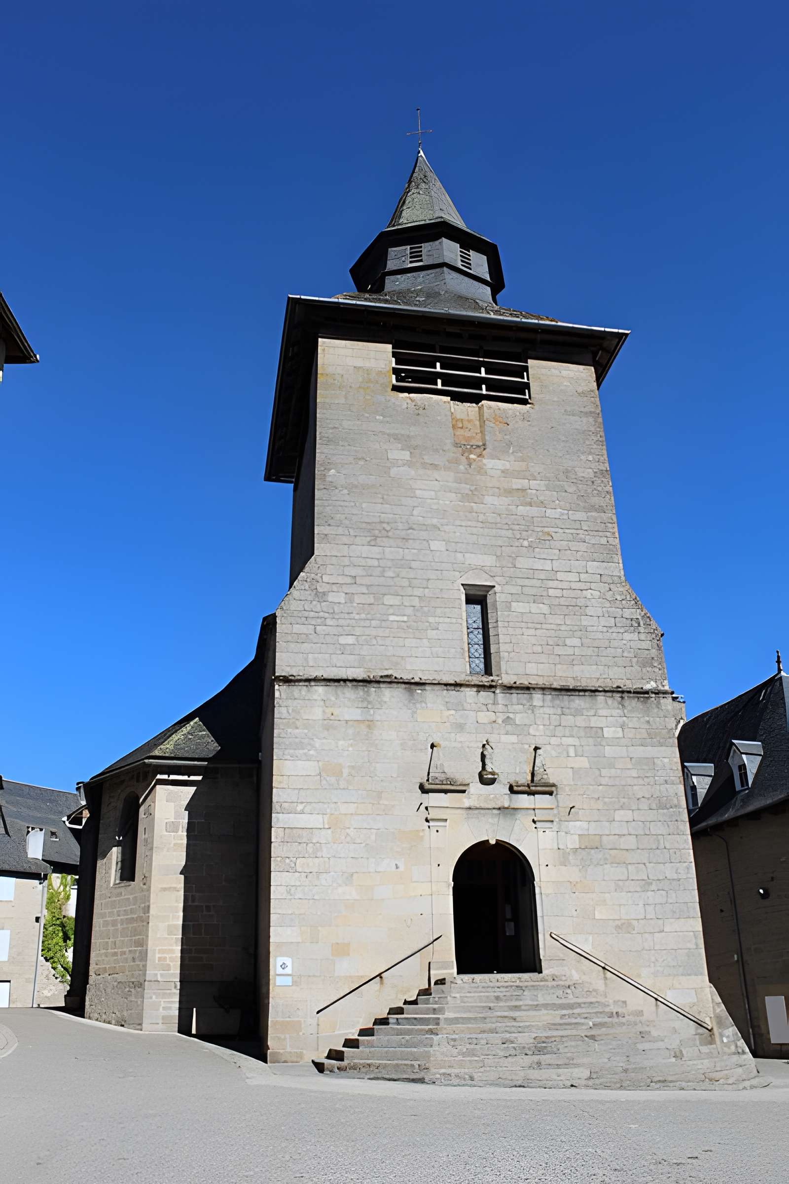 Église Saint-Martial de Corrèze
