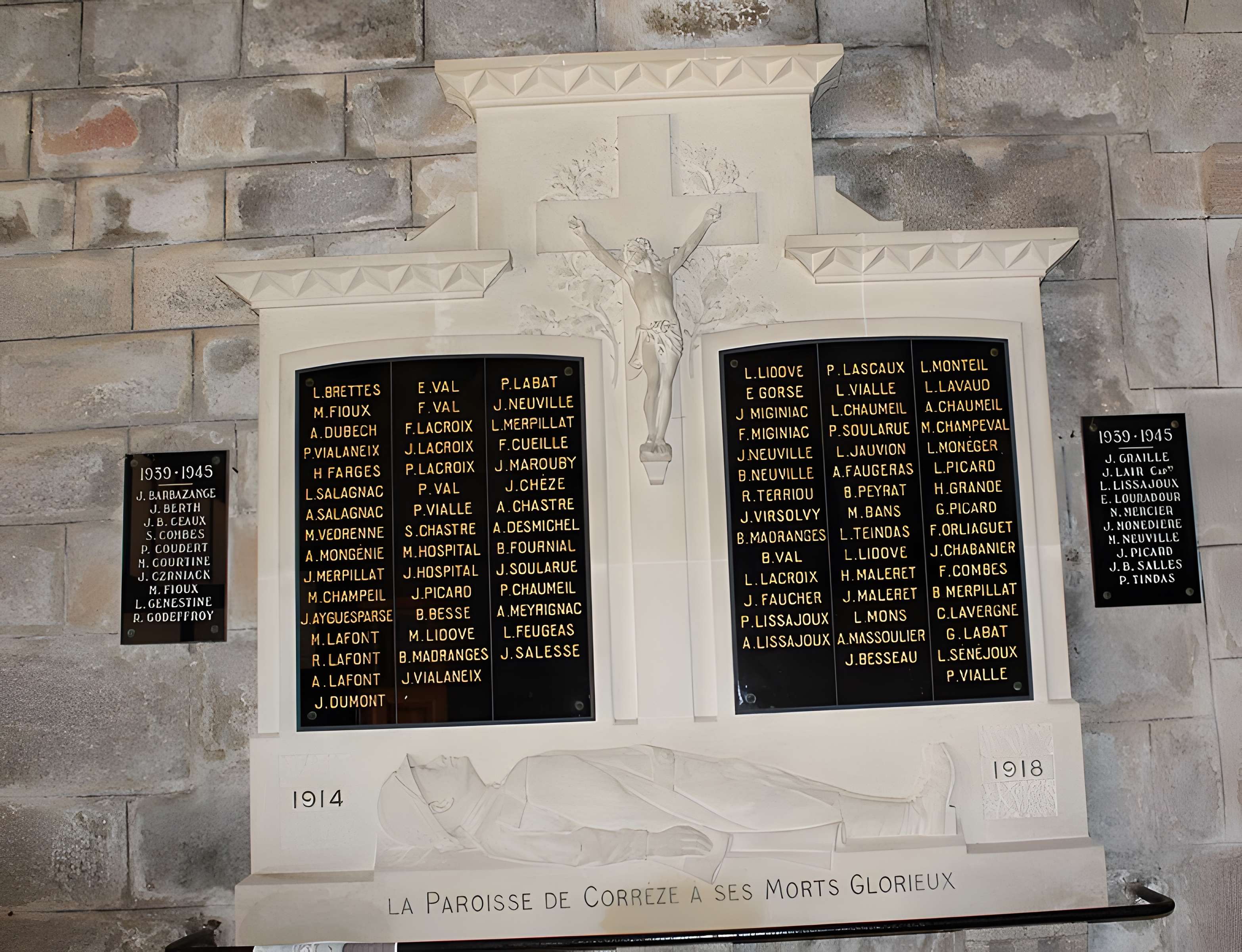 Église Saint-Martial de Corrèze