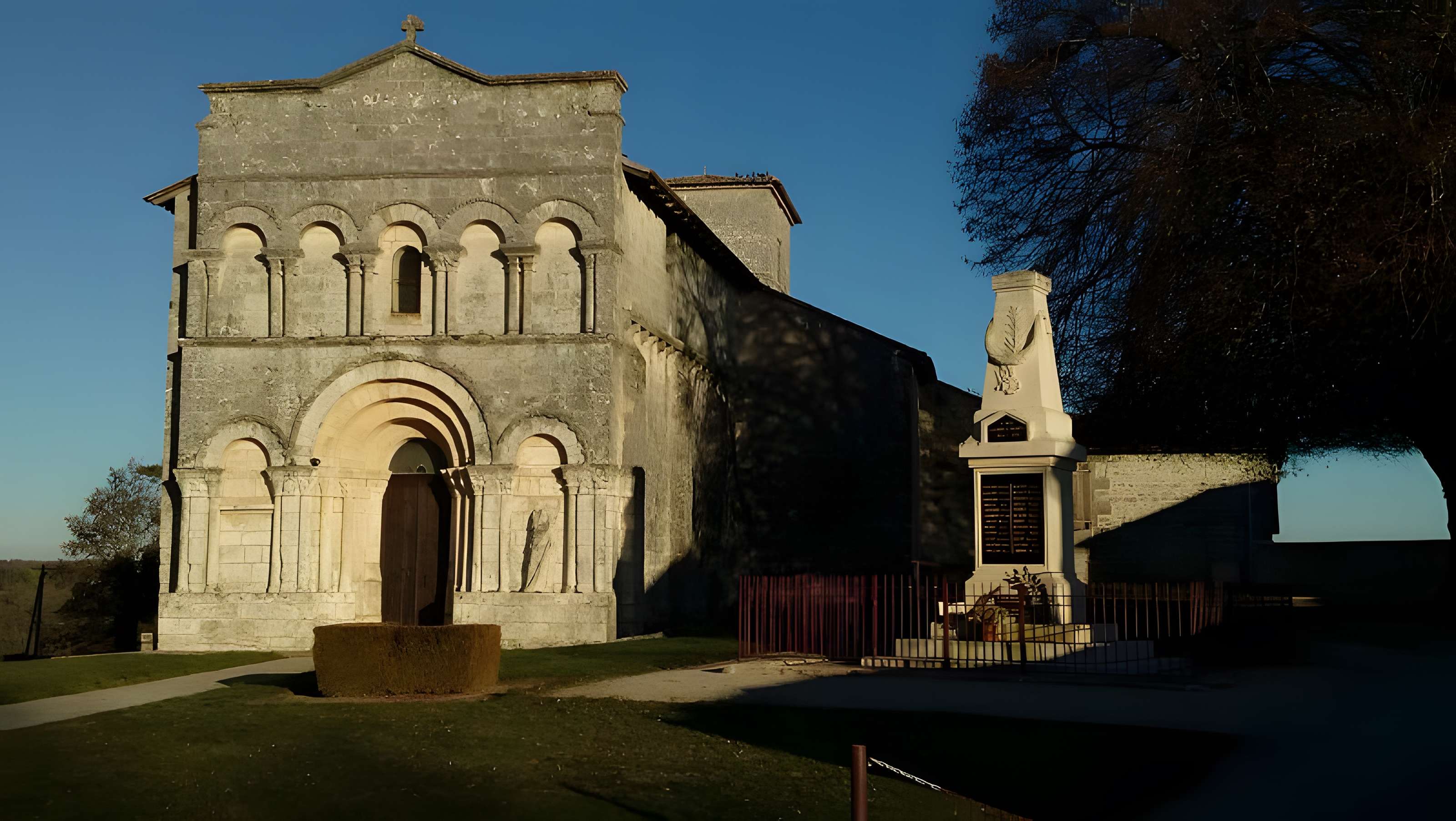 Église Saint-Martial de Dirac