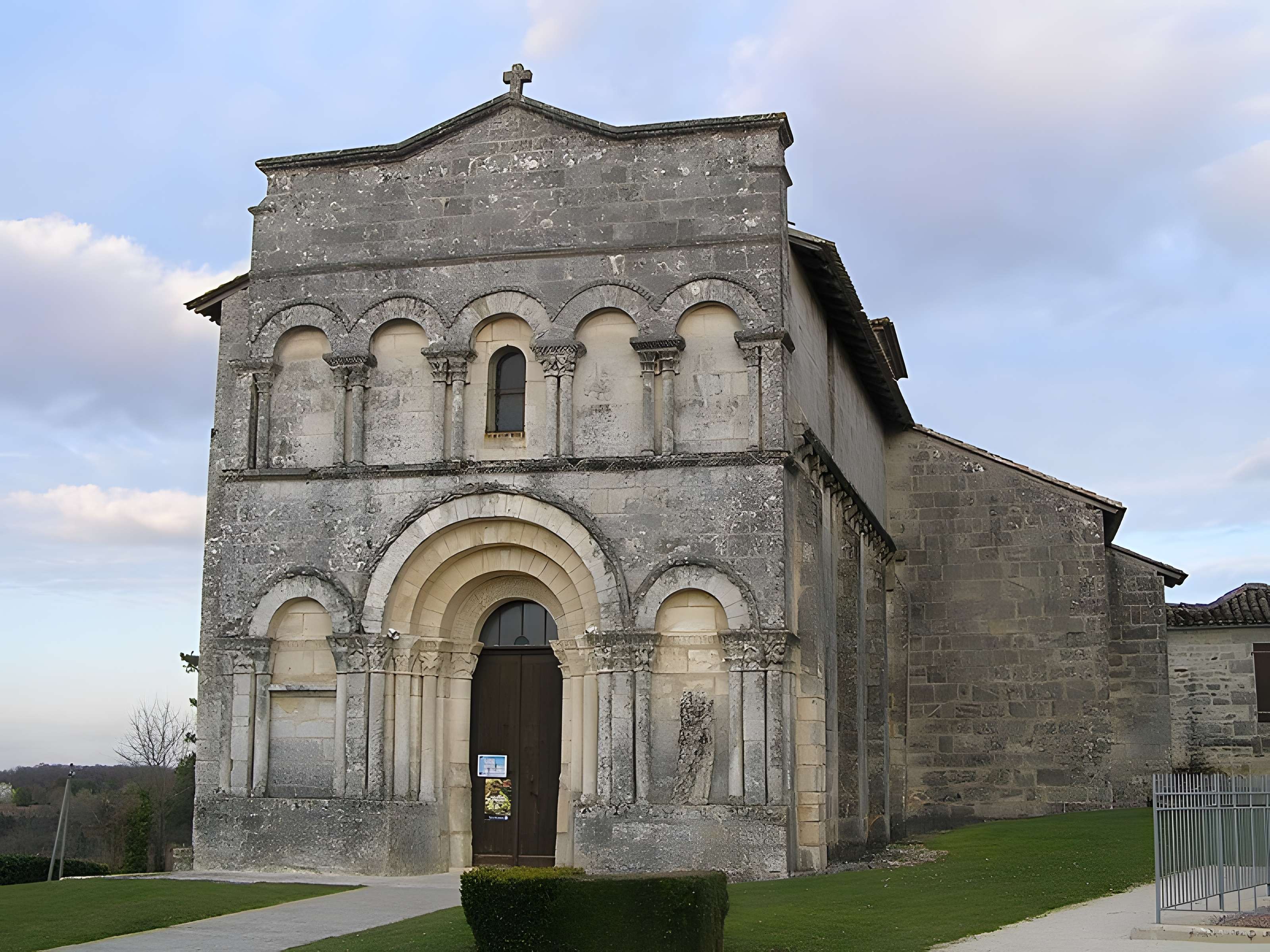 Église Saint-Martial de Dirac