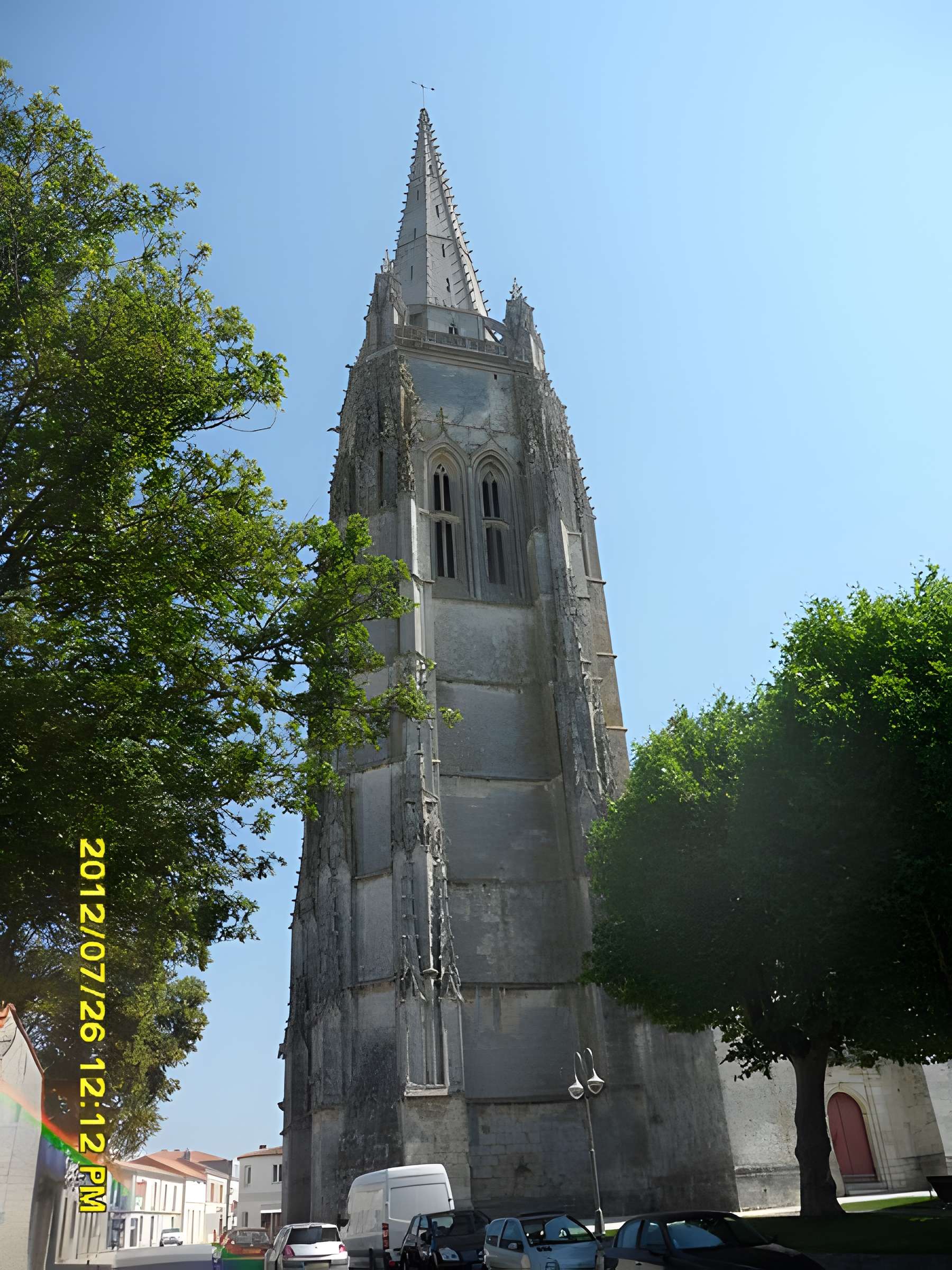 Église Saint-Pierre de Marennes