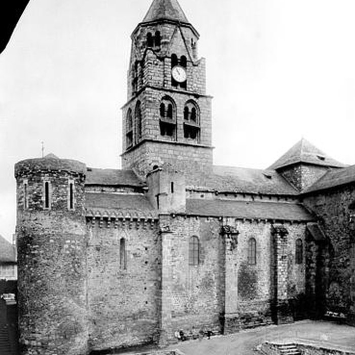 Photo de Église Saint-Pierre dUzerche