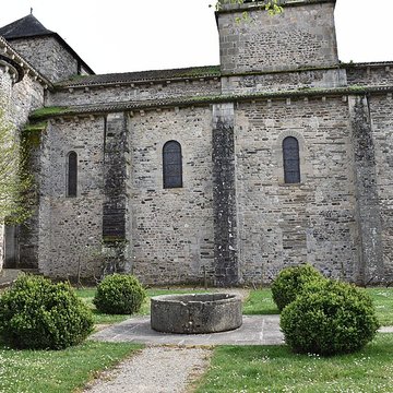 Église Saint-Pierre dUzerche