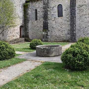 Église Saint-Pierre dUzerche