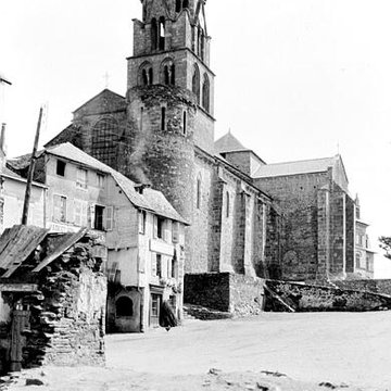 Église Saint-Pierre dUzerche