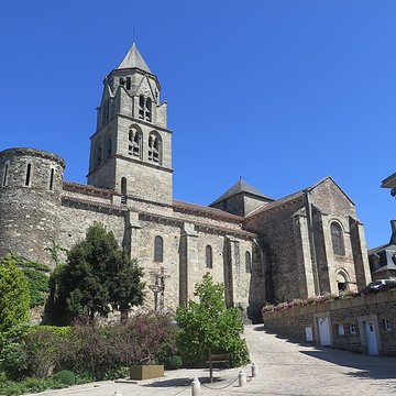 Église Saint-Pierre dUzerche