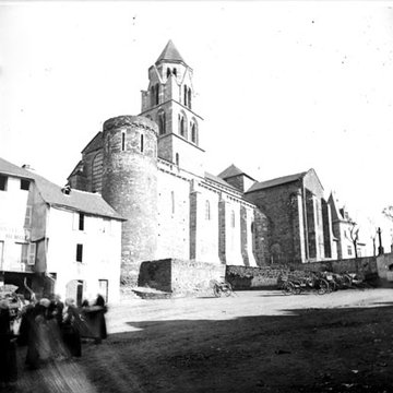Église Saint-Pierre dUzerche