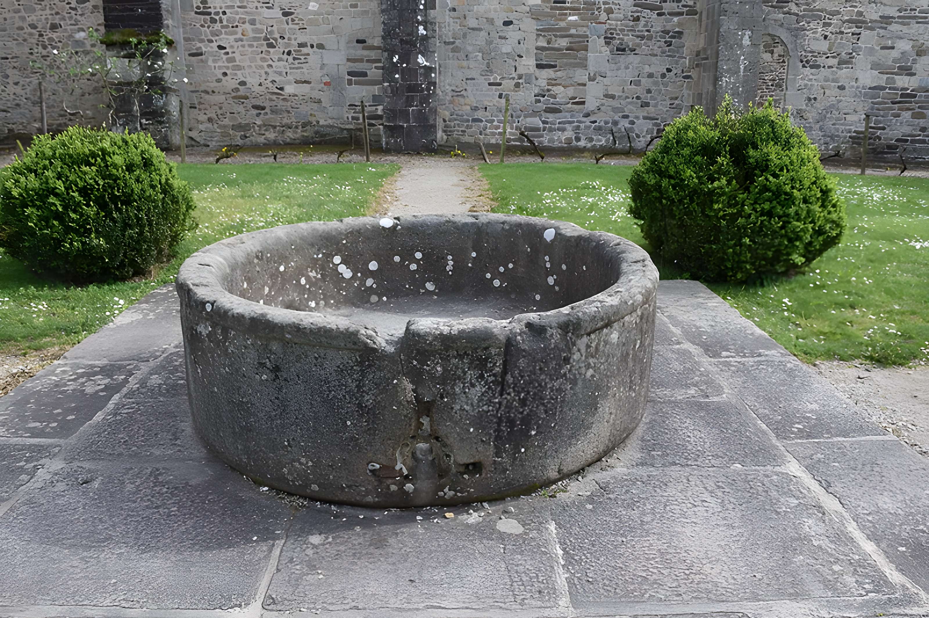 Église Saint-Pierre d'Uzerche