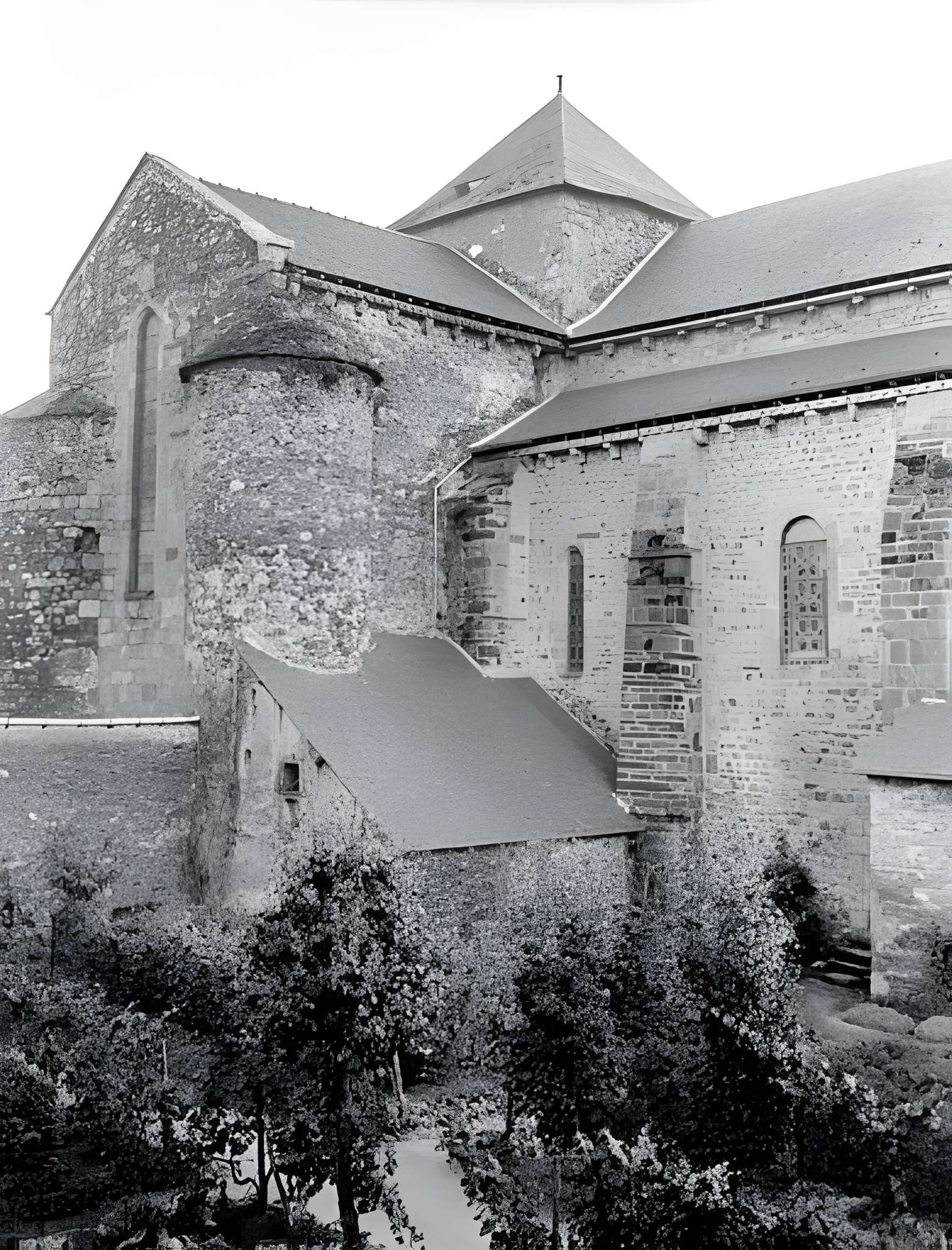 Église Saint-Pierre d'Uzerche