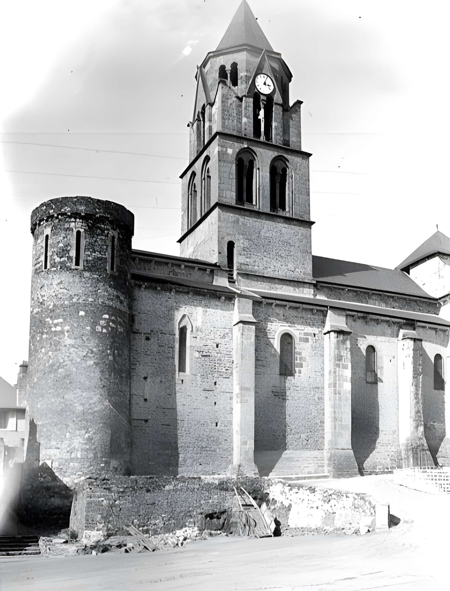 Église Saint-Pierre d'Uzerche