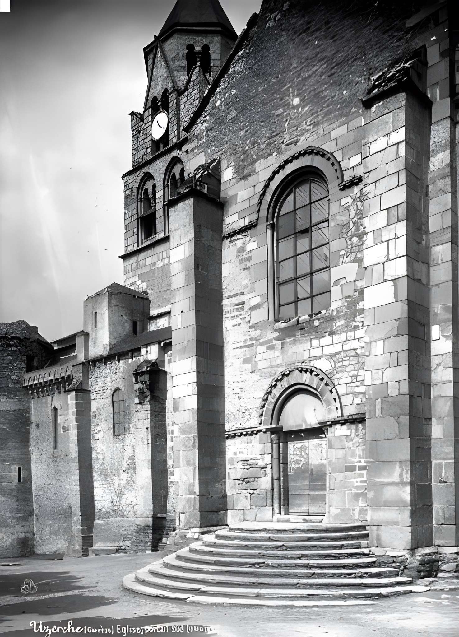 Église Saint-Pierre d'Uzerche