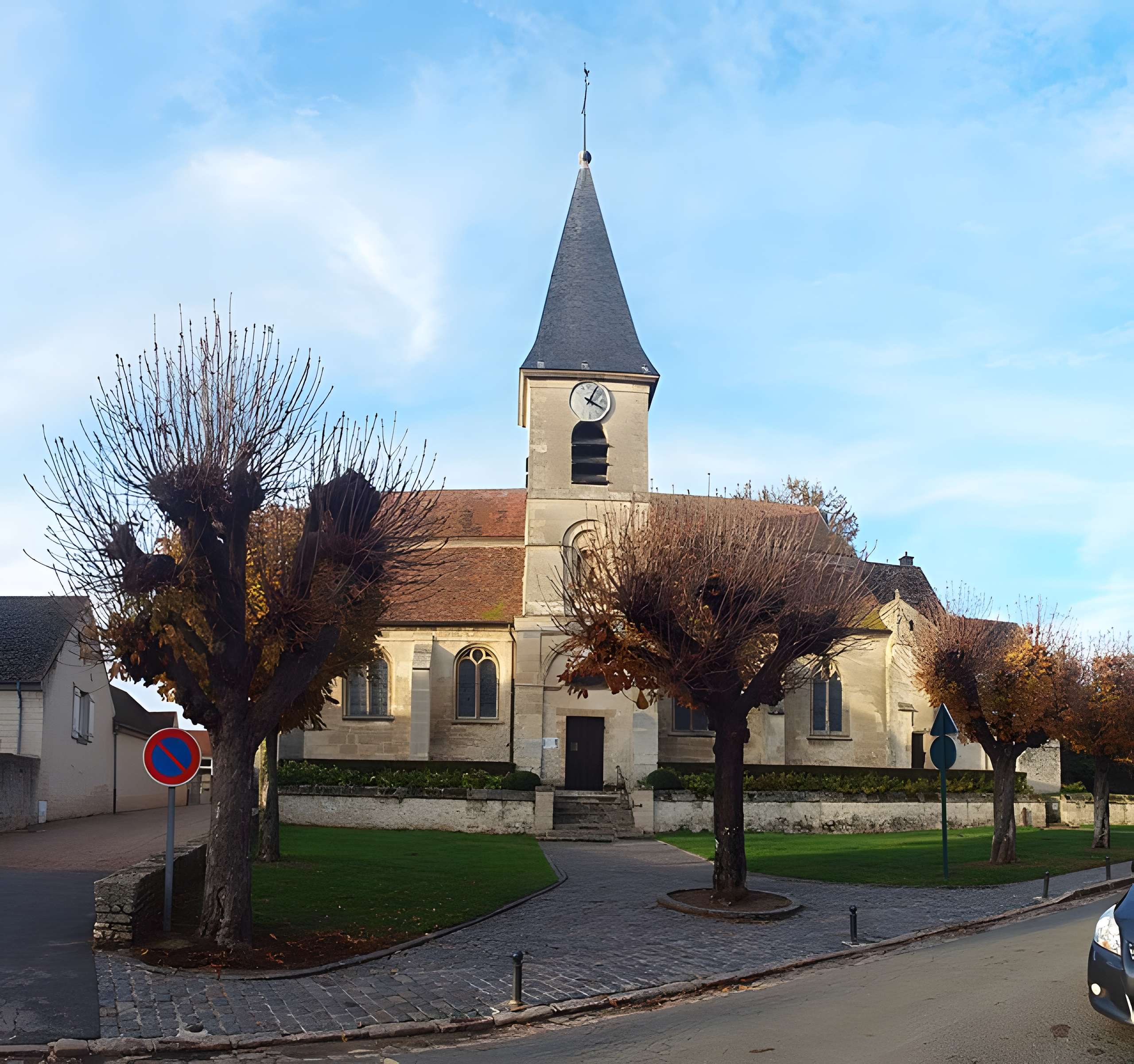 Église Saint-Martin de Commeny