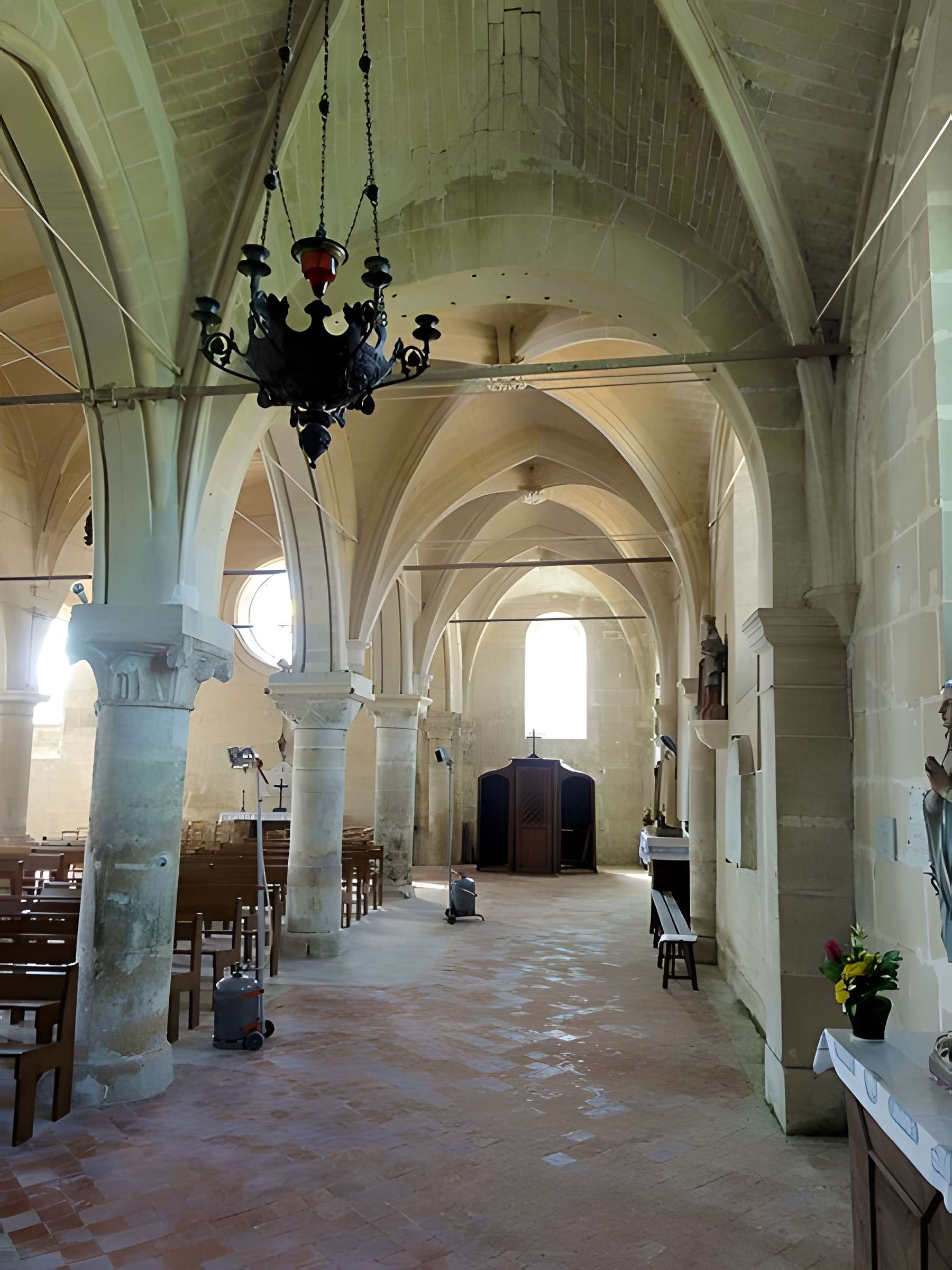 Église Saint-Martin de Commeny