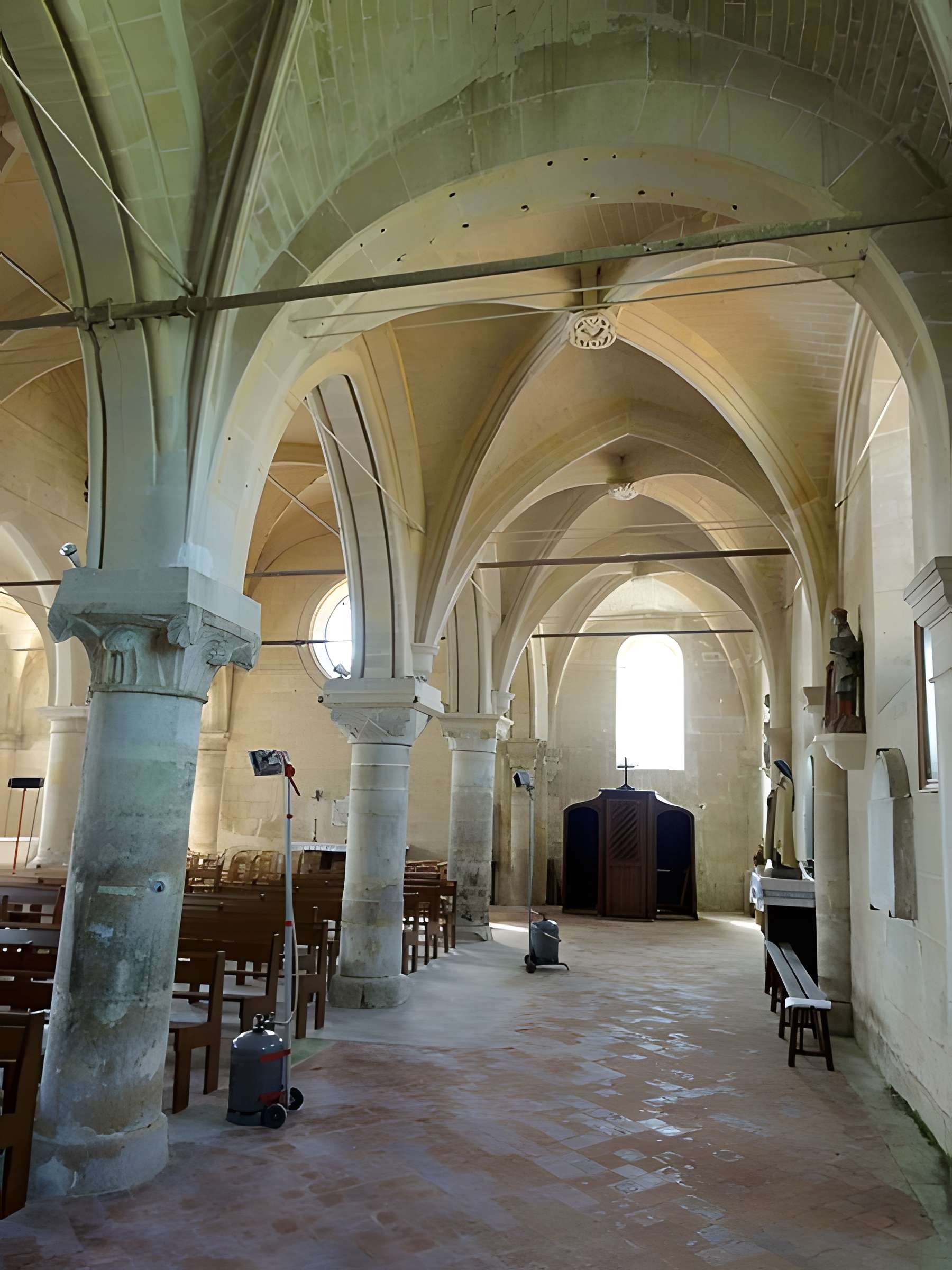 Église Saint-Martin de Commeny