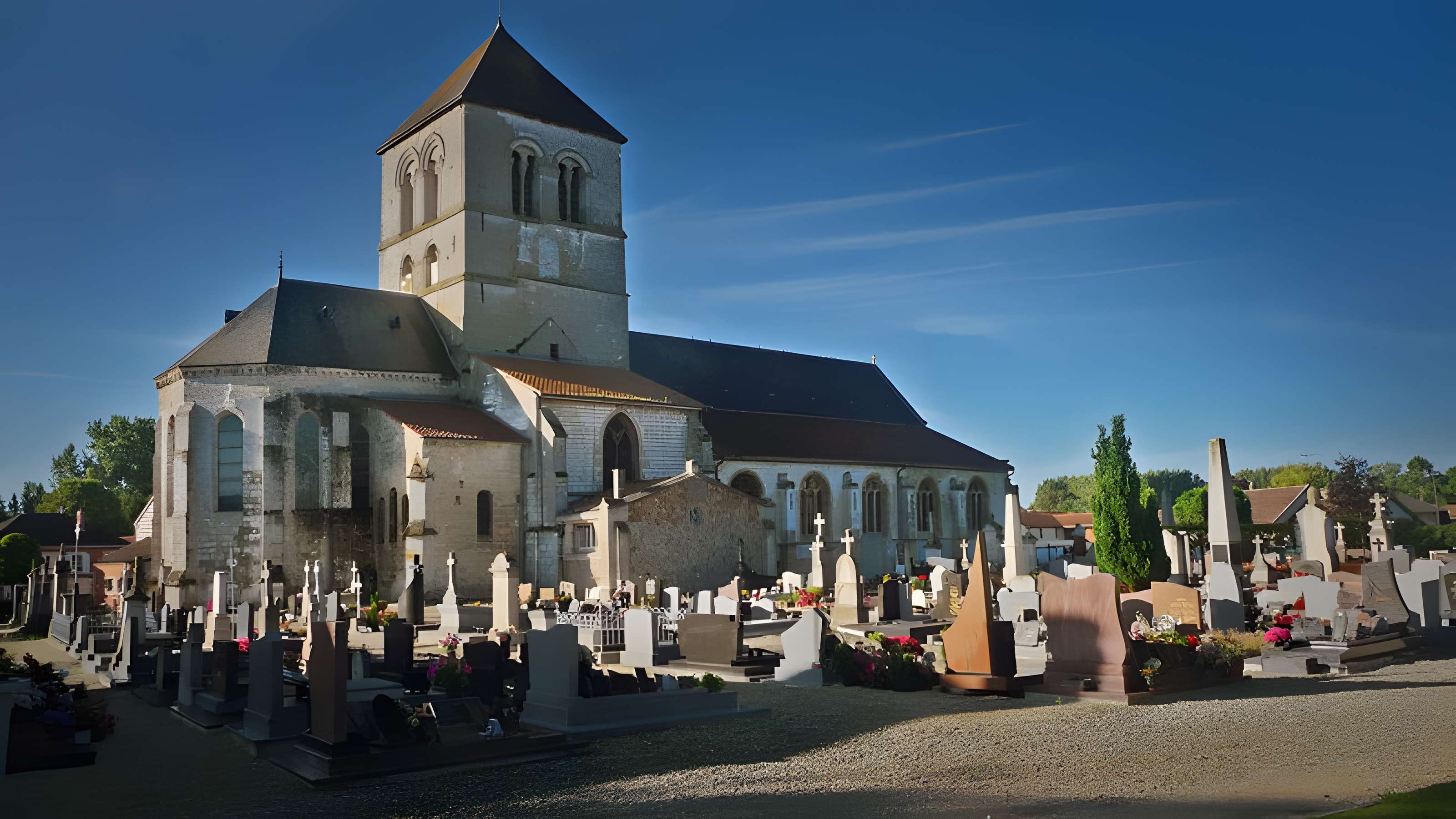 Église Saint-Martin de Courtisols 