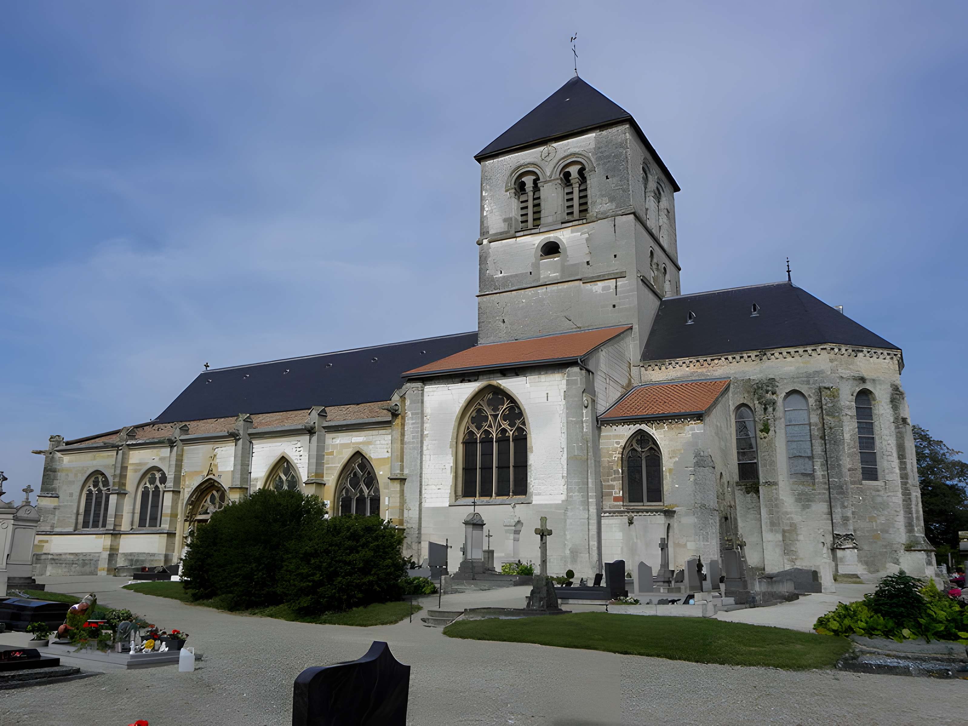Église Saint-Martin de Courtisols