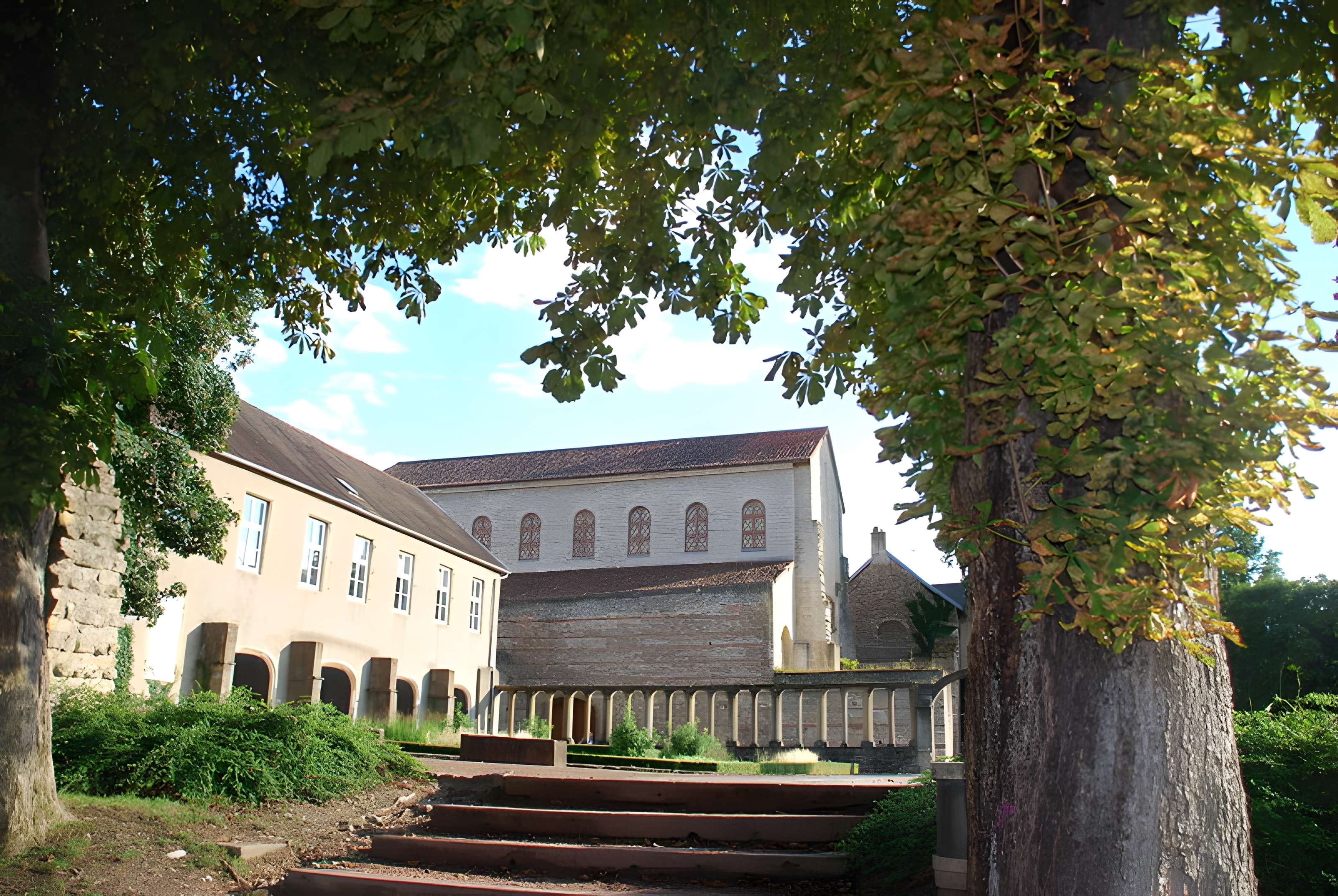 Église Saint-Pierre-aux-Nonnains de Metz