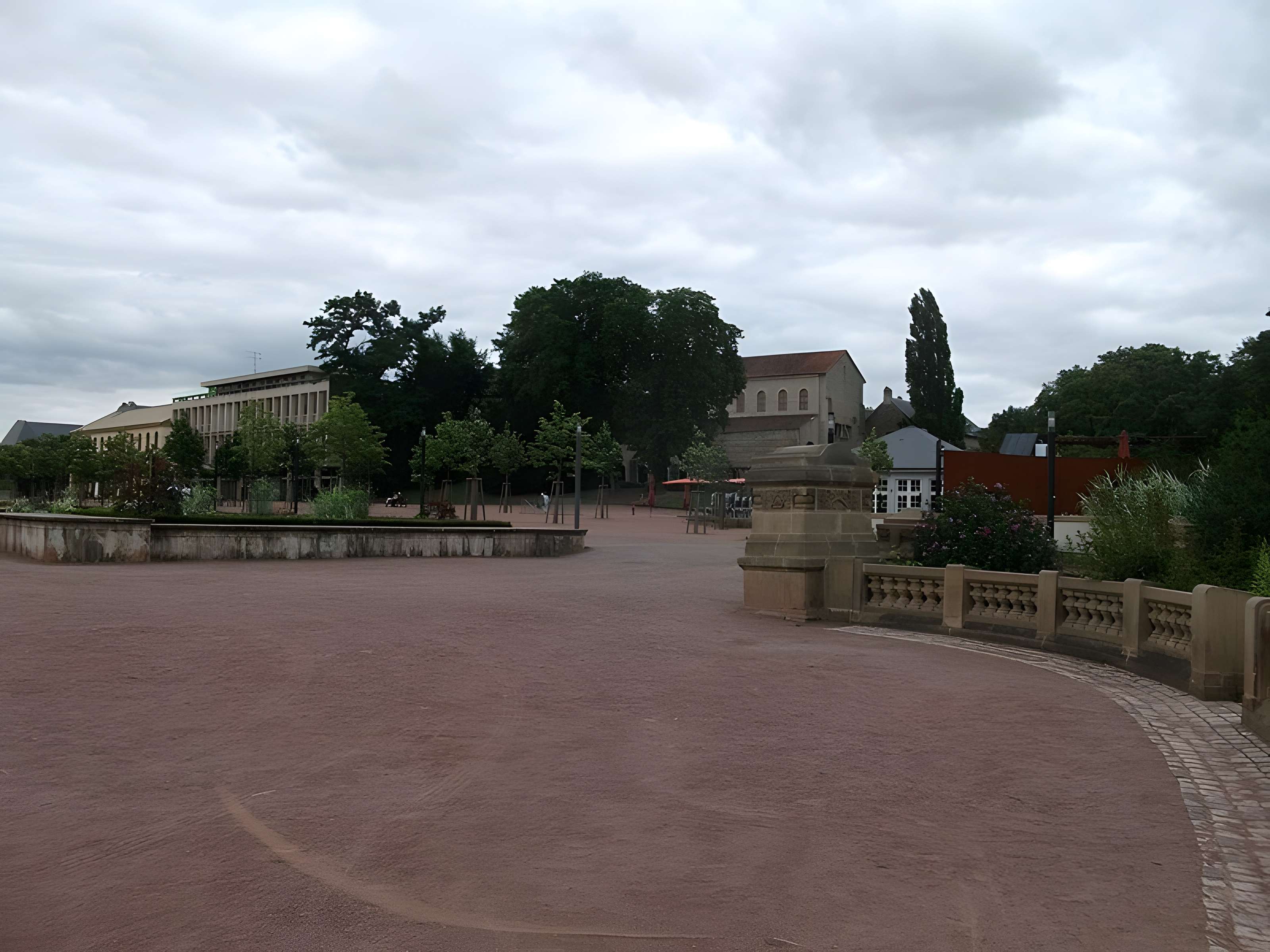 Église Saint-Pierre-aux-Nonnains de Metz