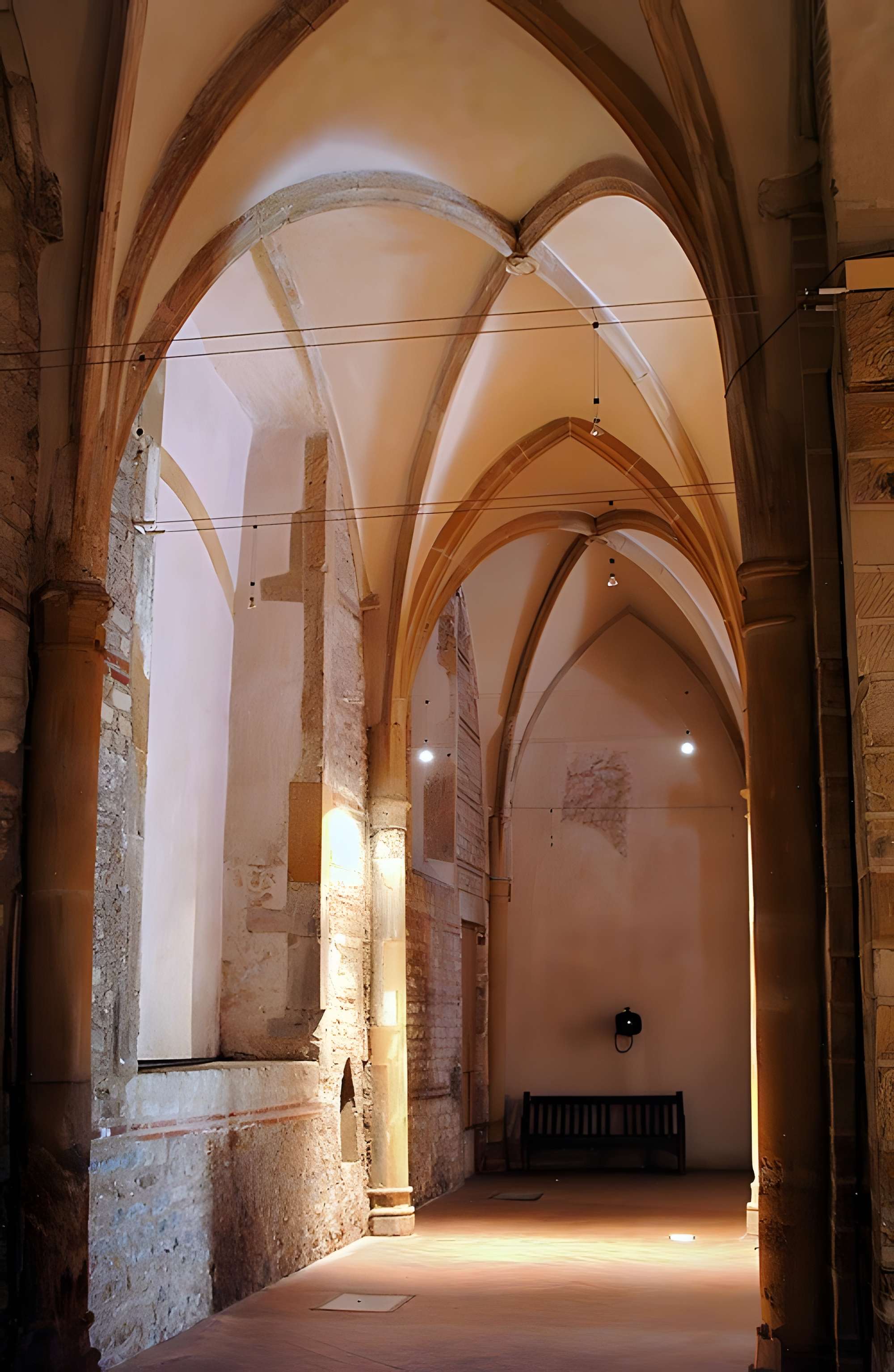 Église Saint-Pierre-aux-Nonnains de Metz