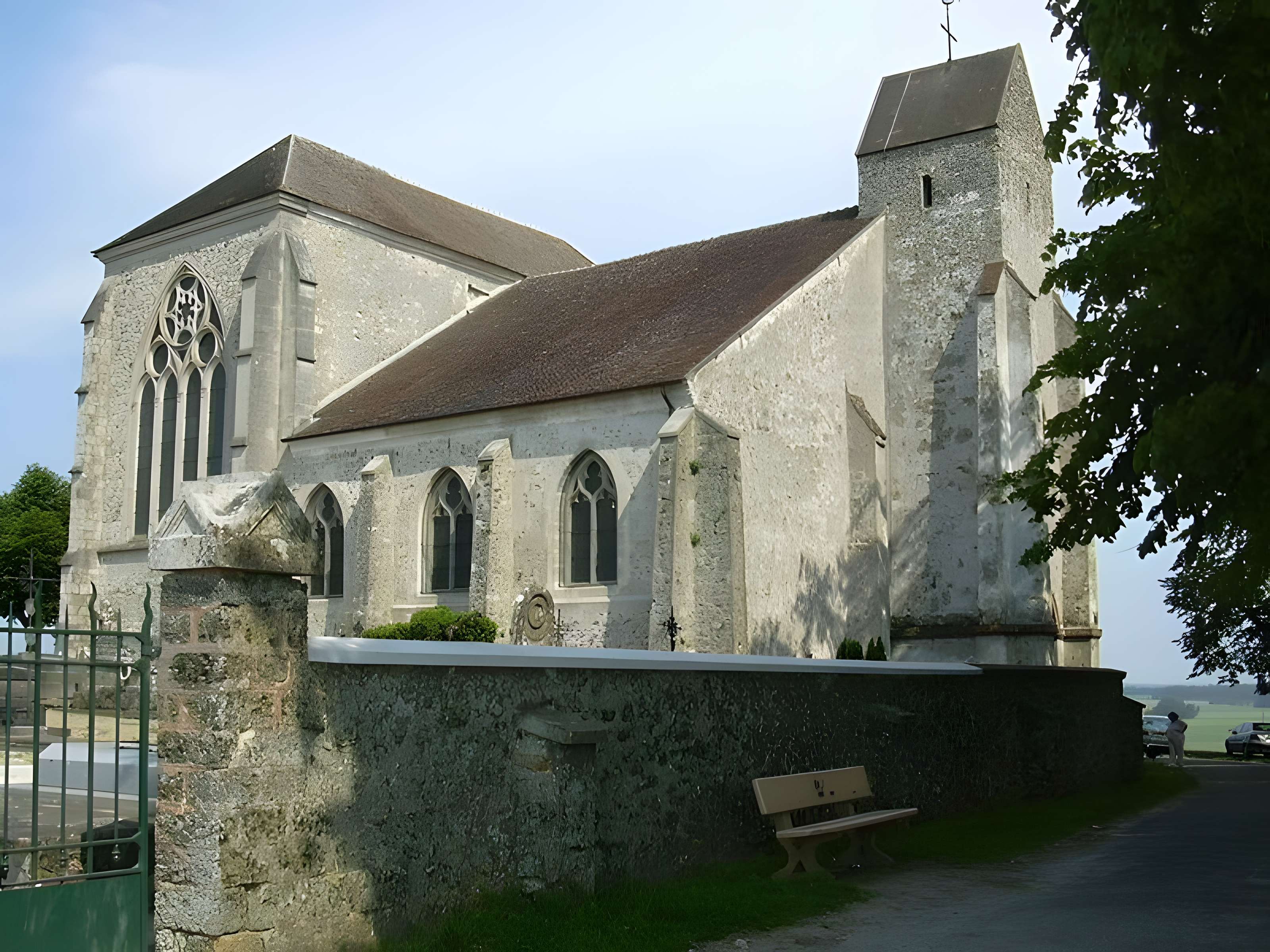 Église Saint-Martin de Doue 