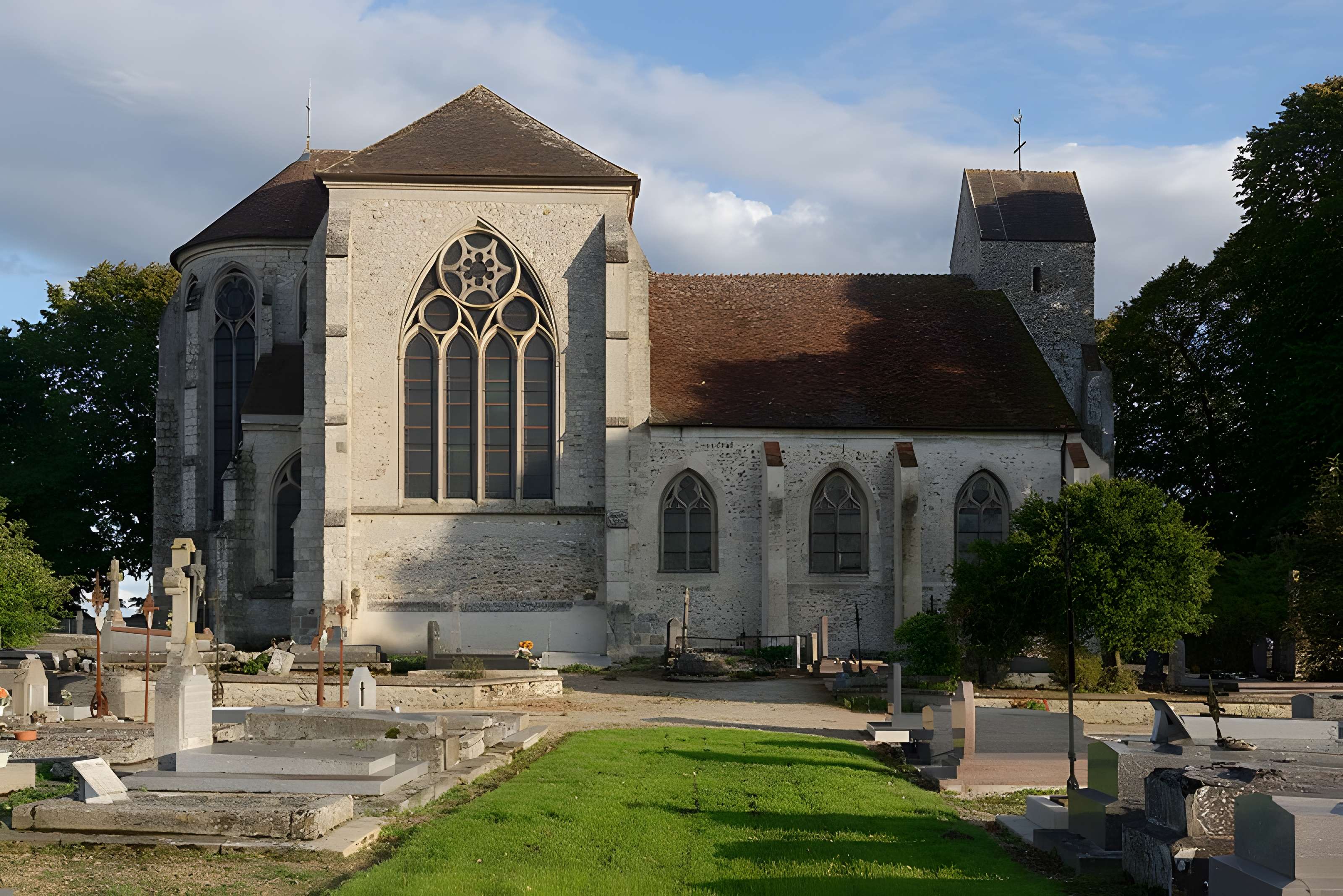 Église Saint-Martin de Doue