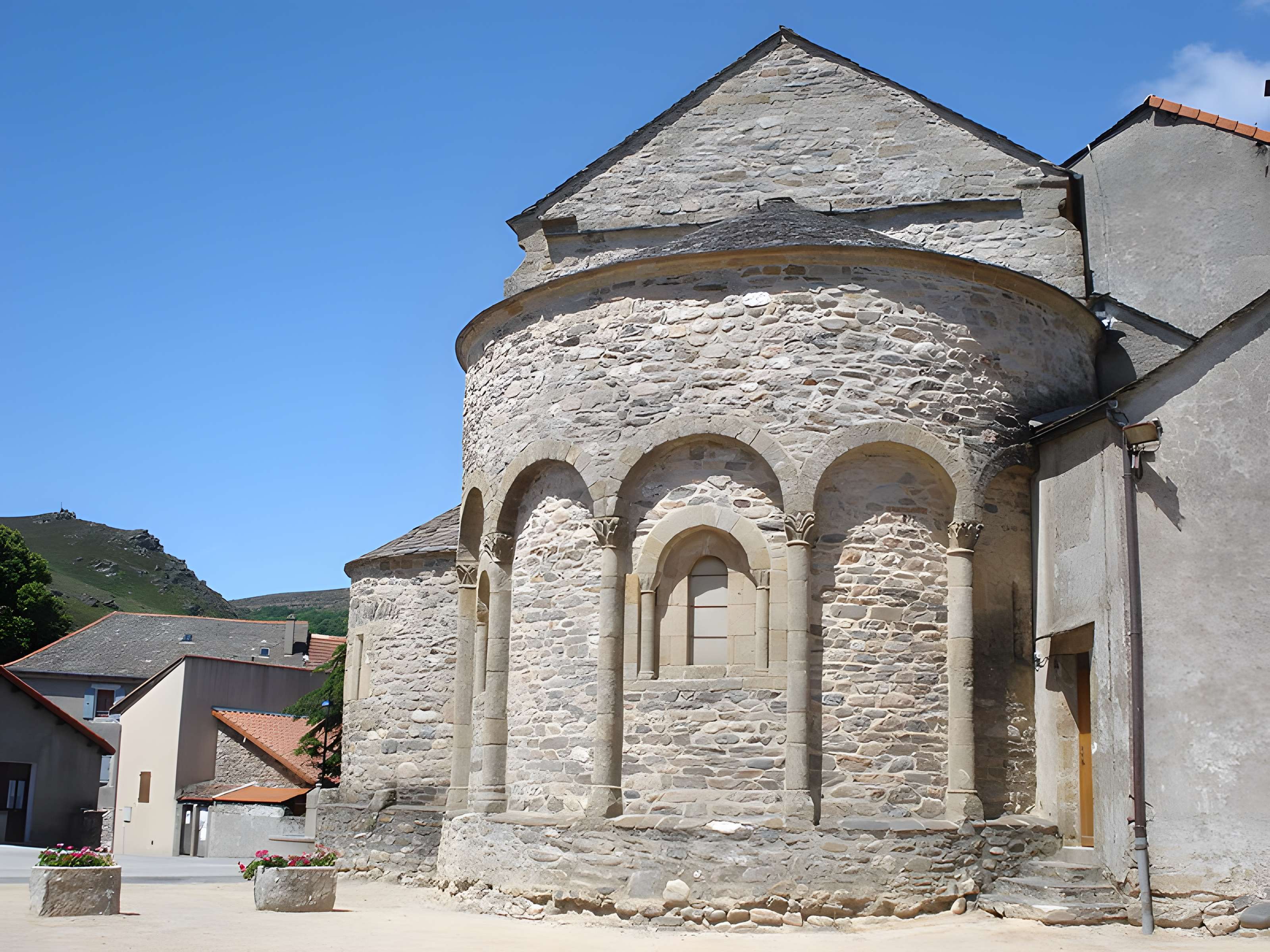 Église Saint-Pierre-et-Saint-Paul de Prévenchères